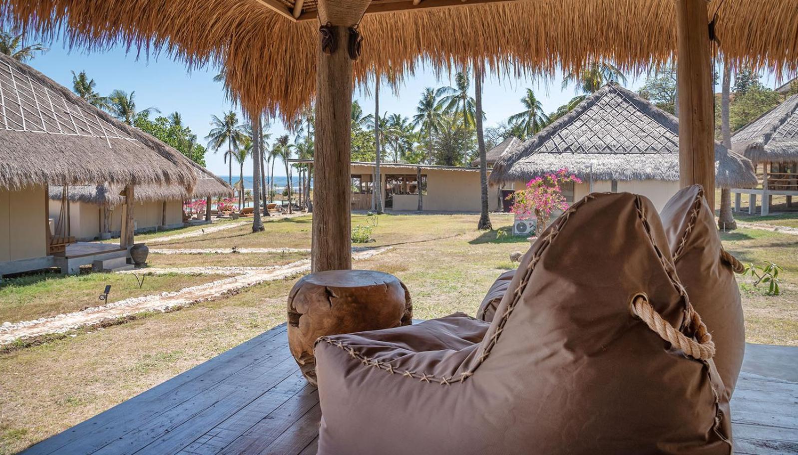 Coconut Grove Family Villa - Free return boat from Kores Harbor to Gili Asahan photo 2