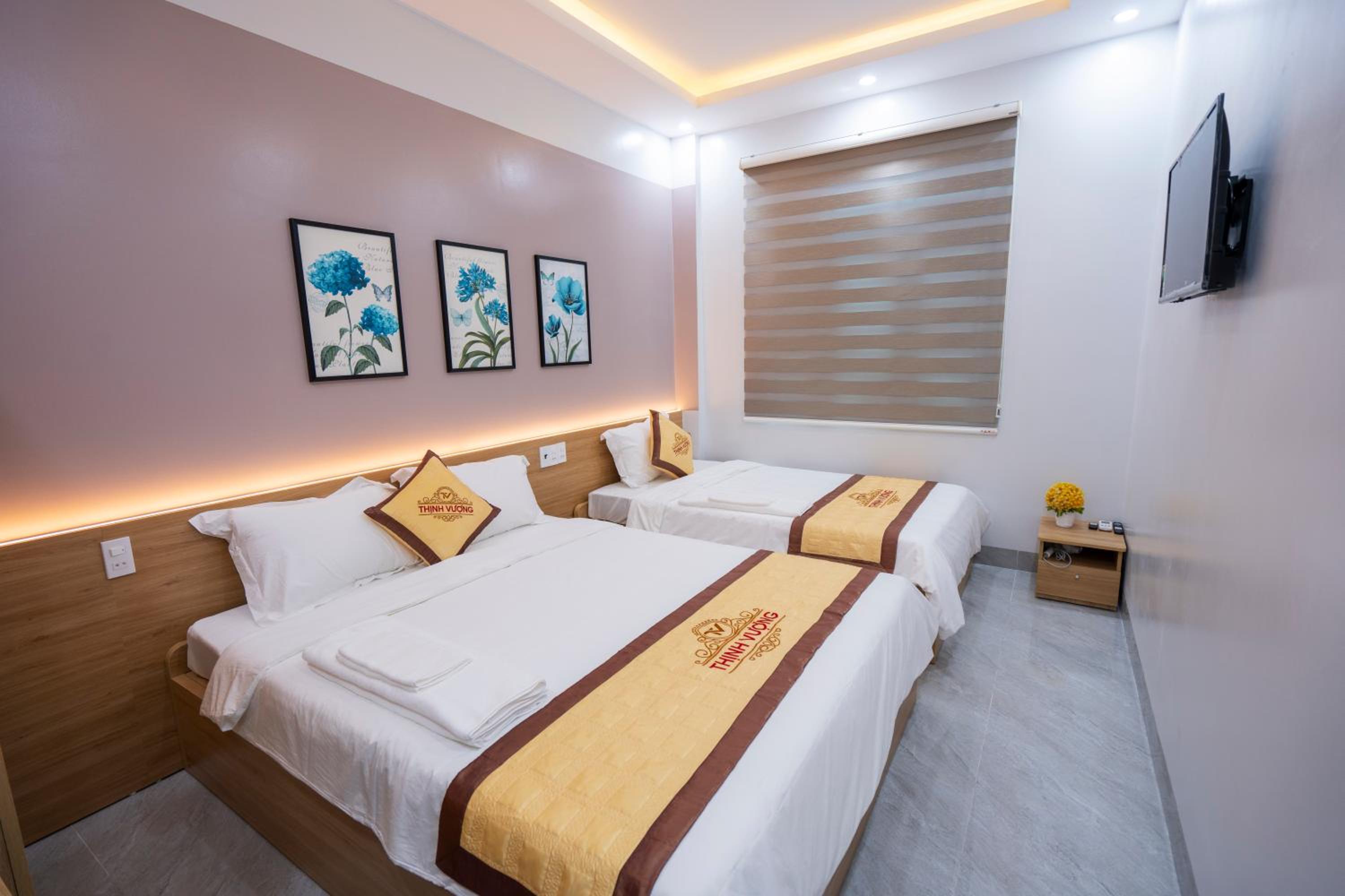 Triple Room with City View