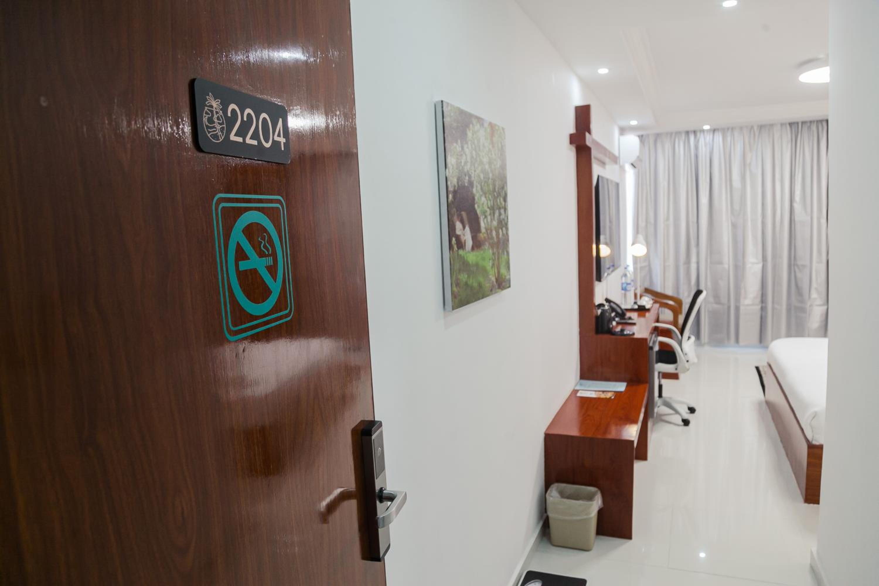 Standard Double Room - Photo 6