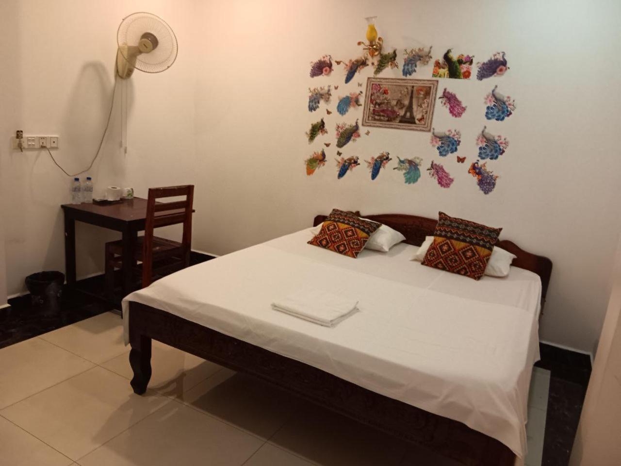 Double Room - Photo 3