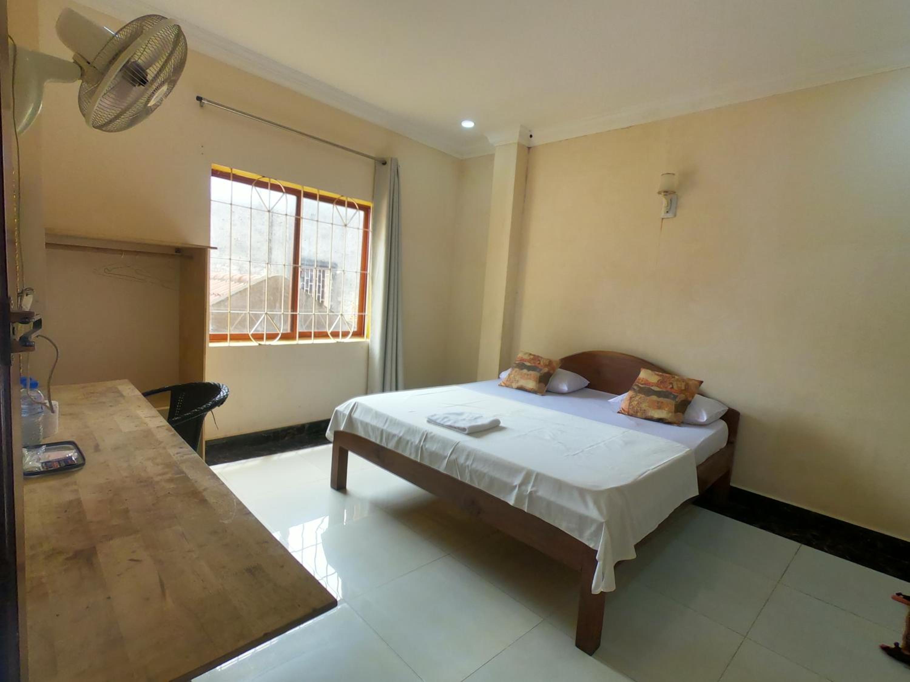 Standard Double Room - Photo 6