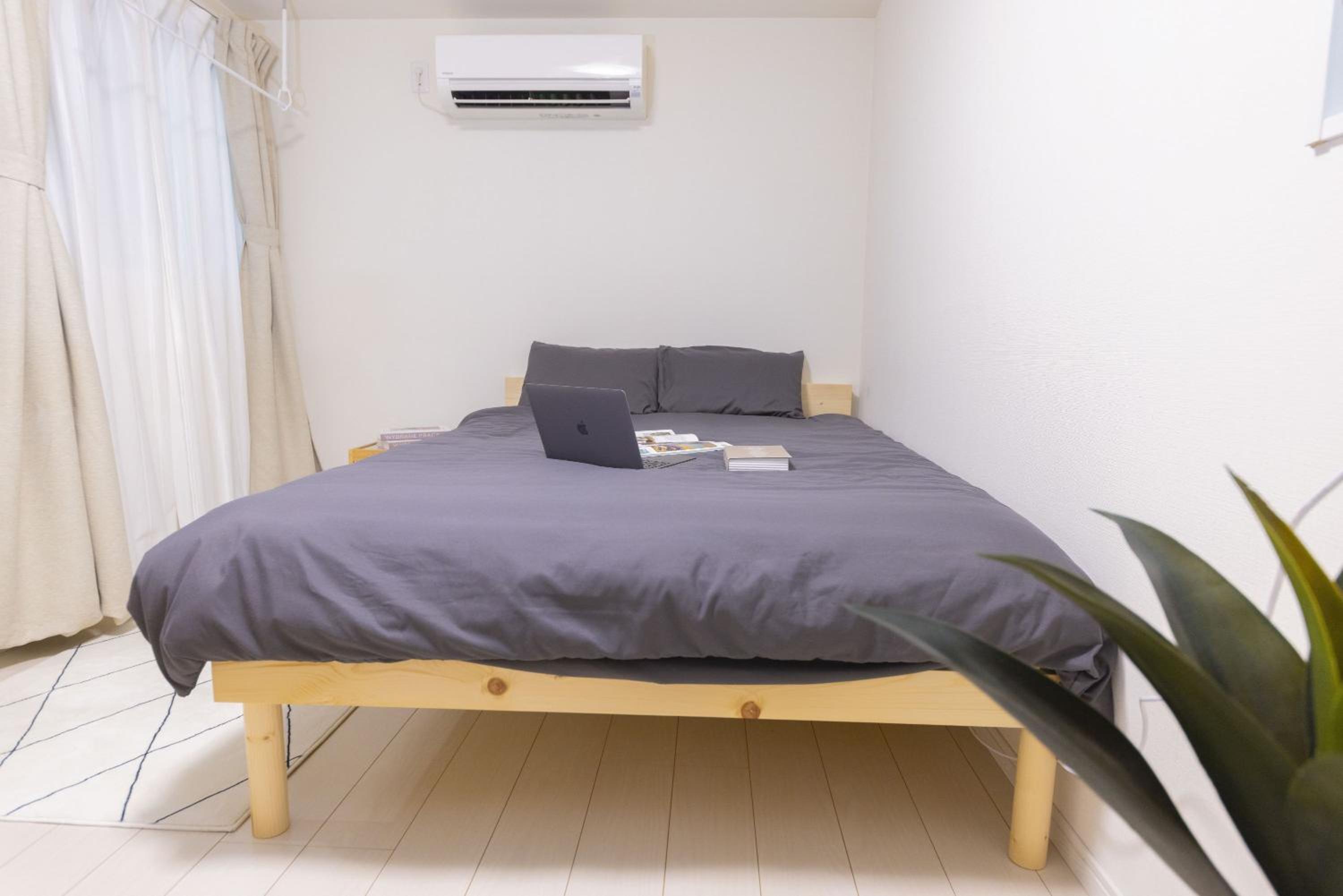 One-Bedroom Apartment photo 3