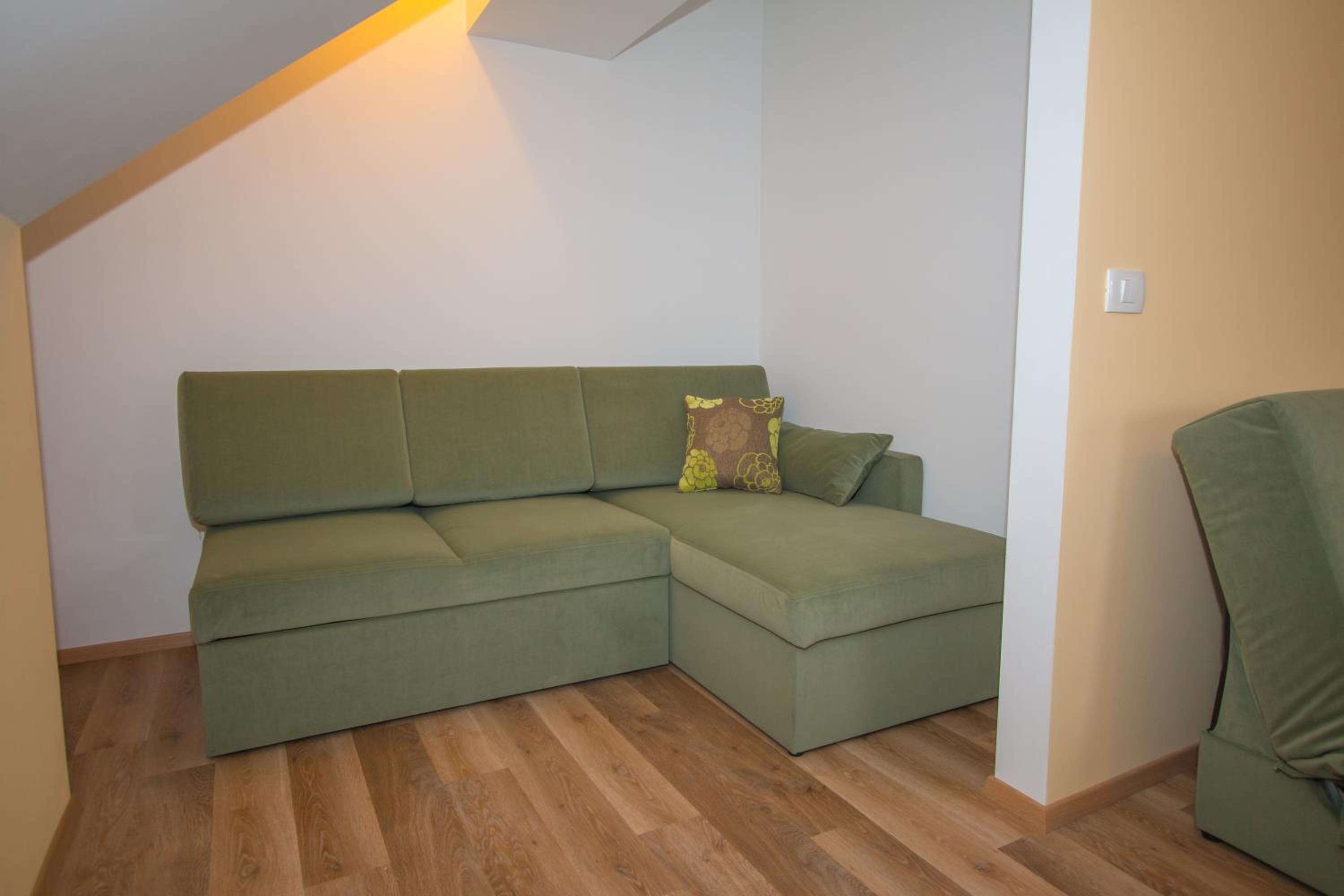 Quadruple Room - Photo 3