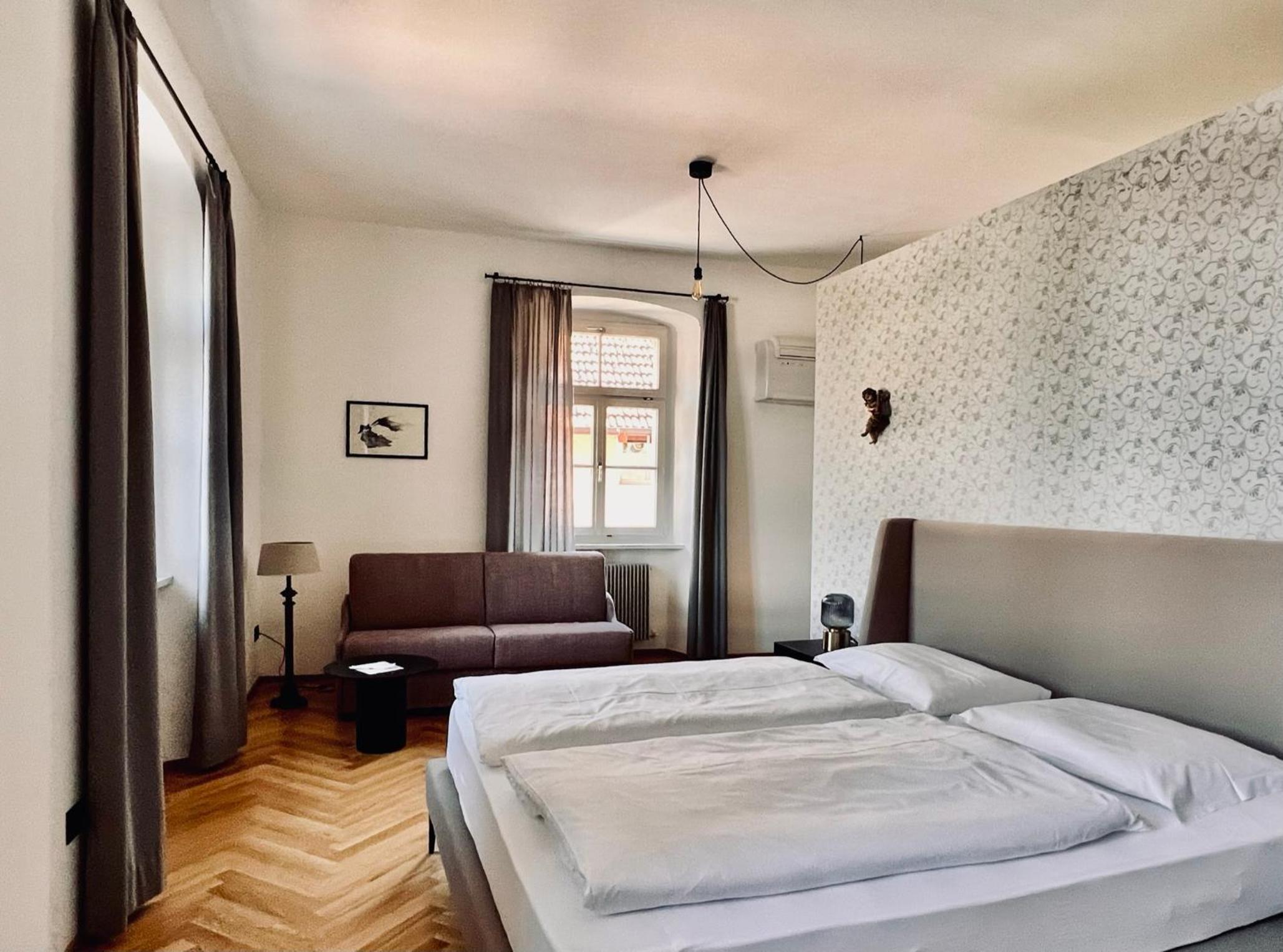 Double Room with Private Bathroom photo 1