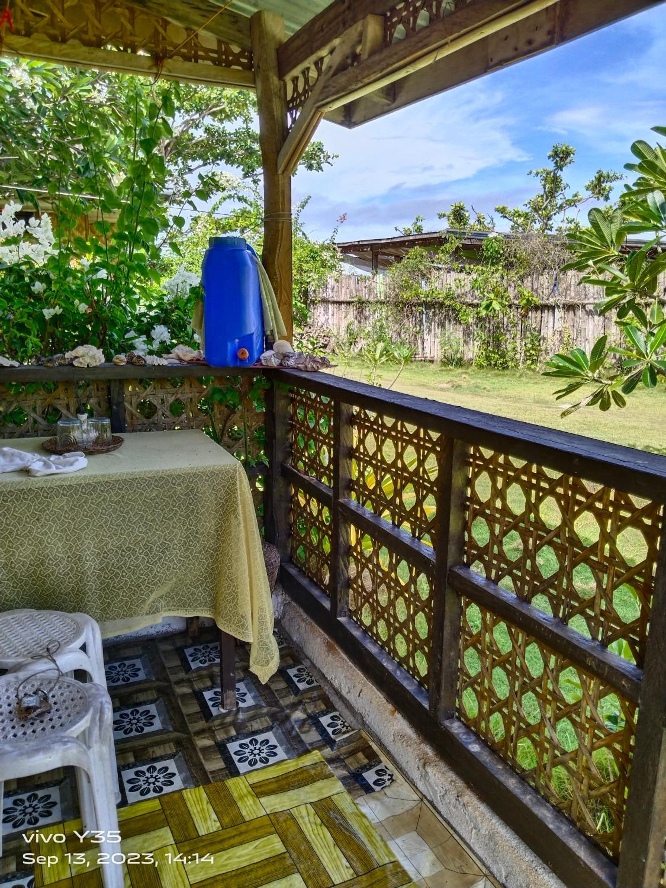 Cottage with Garden View - Photo 7