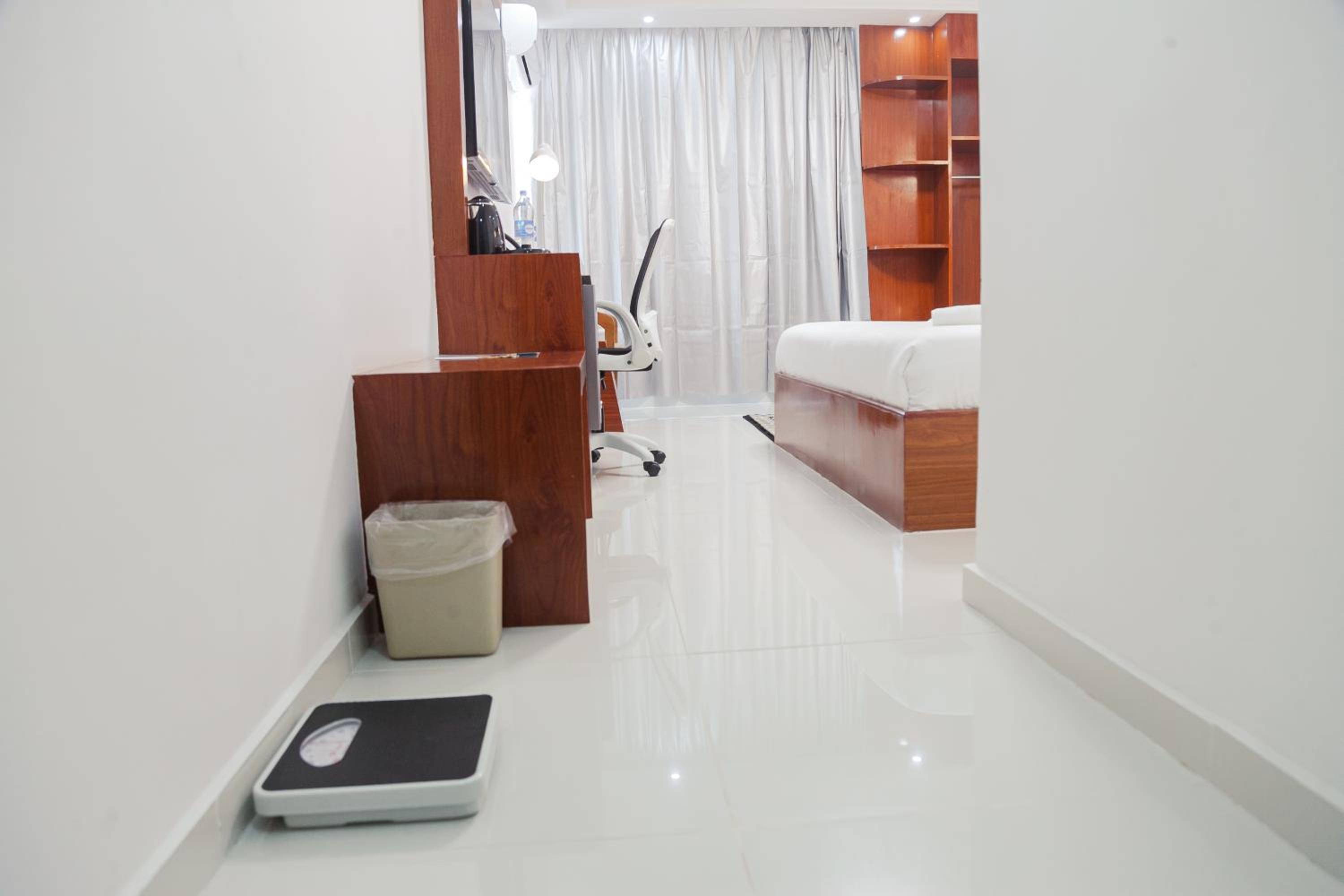 Standard Double Room - Photo 15