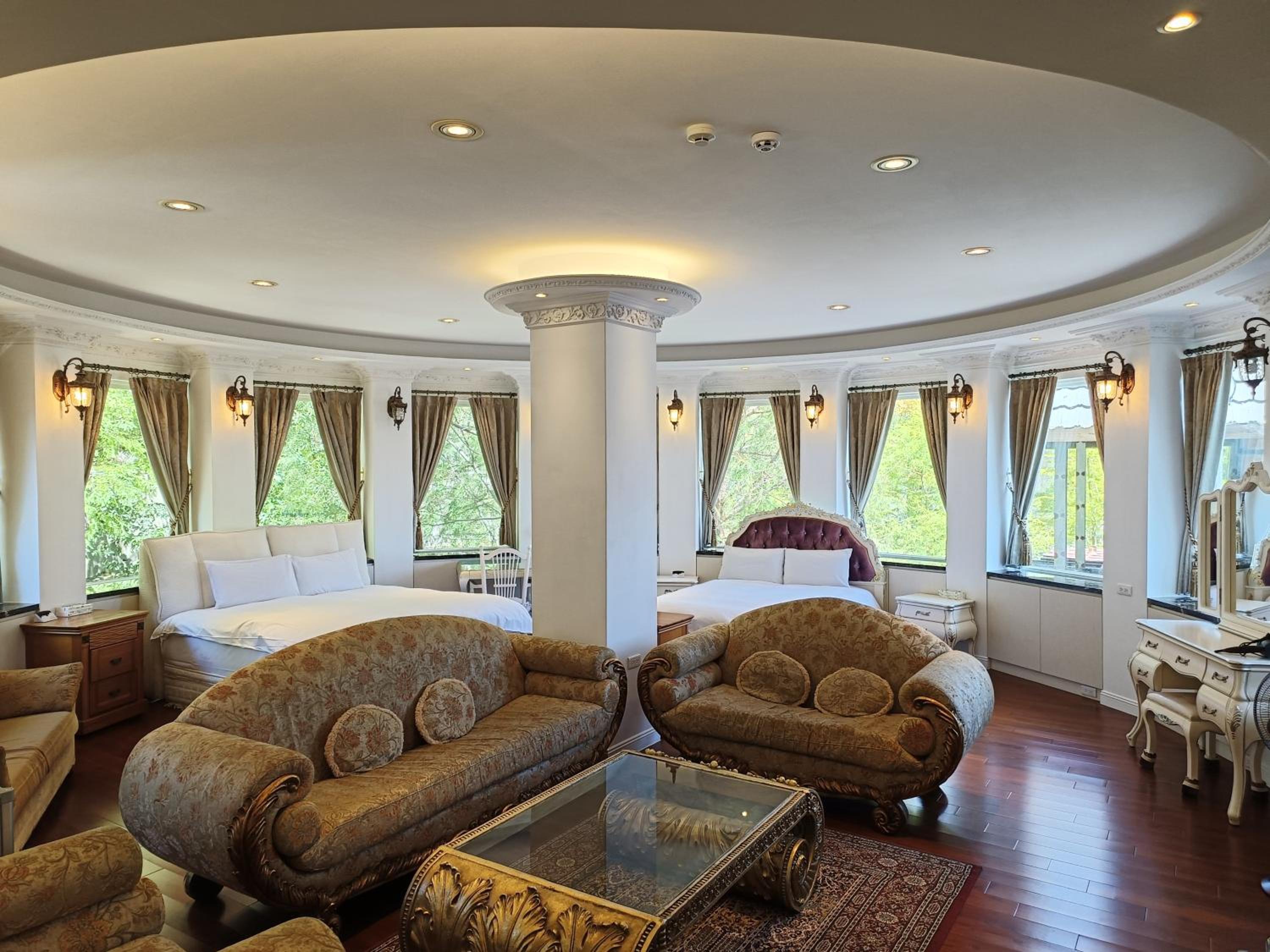 Quadruple Room with Bath