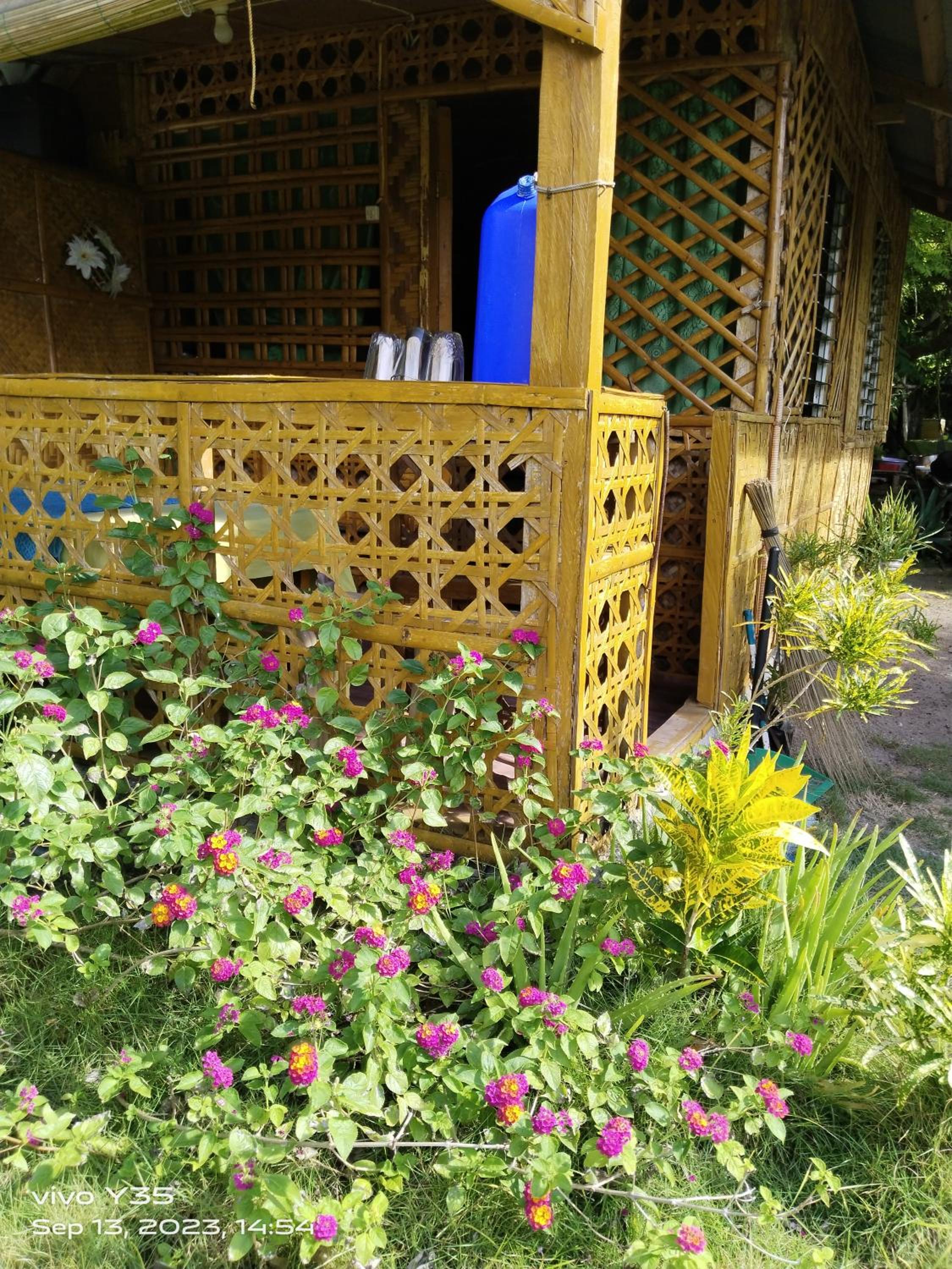 Bungalow with Fan - Photo 2