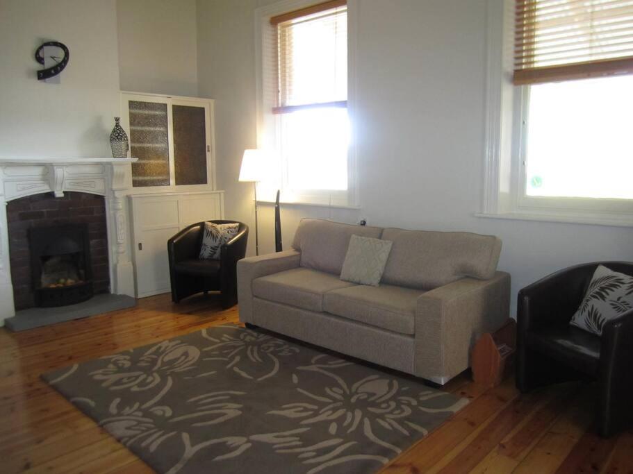 One-Bedroom House photo 1