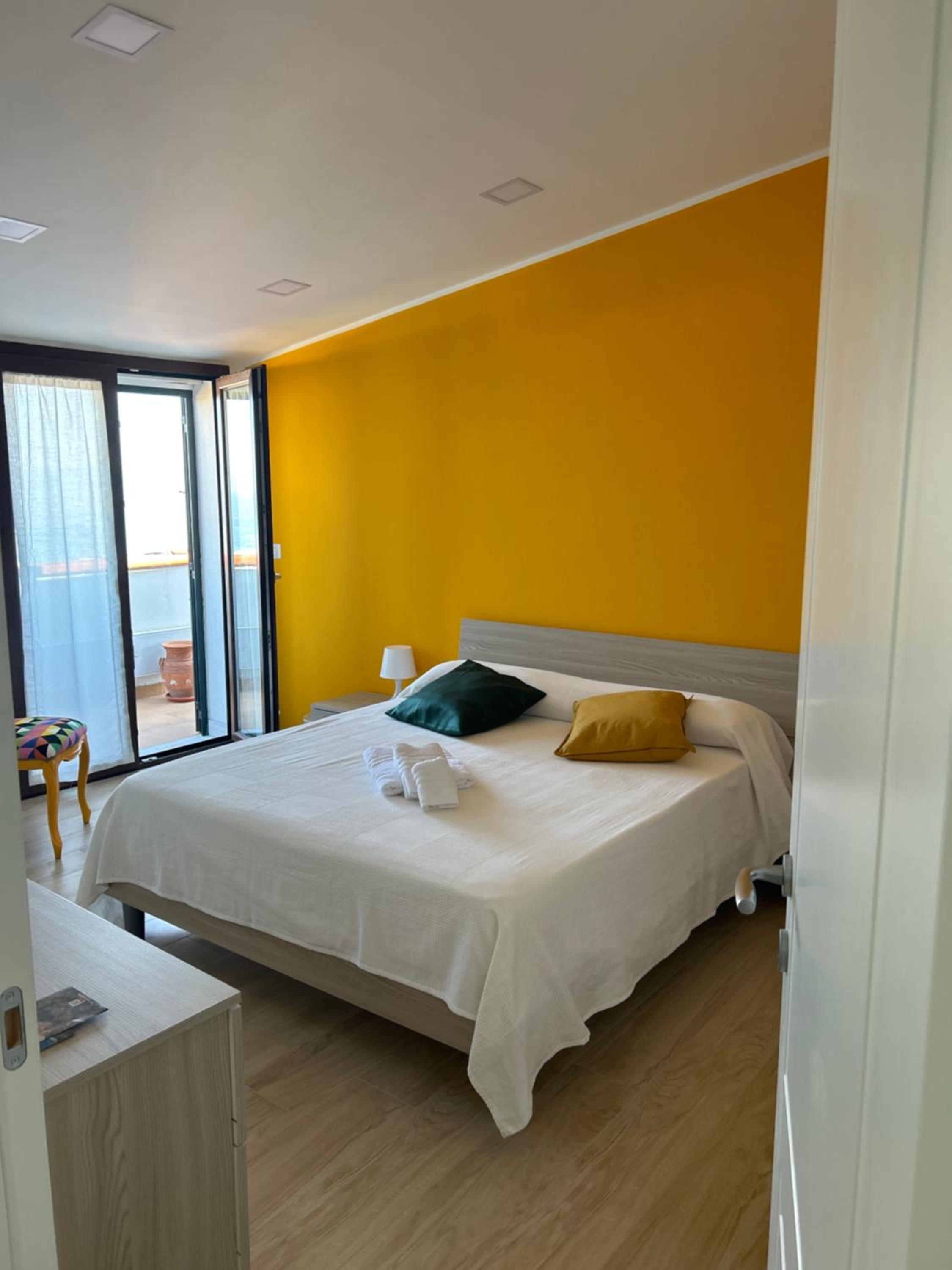 Double Room with Sea View - Photo 7