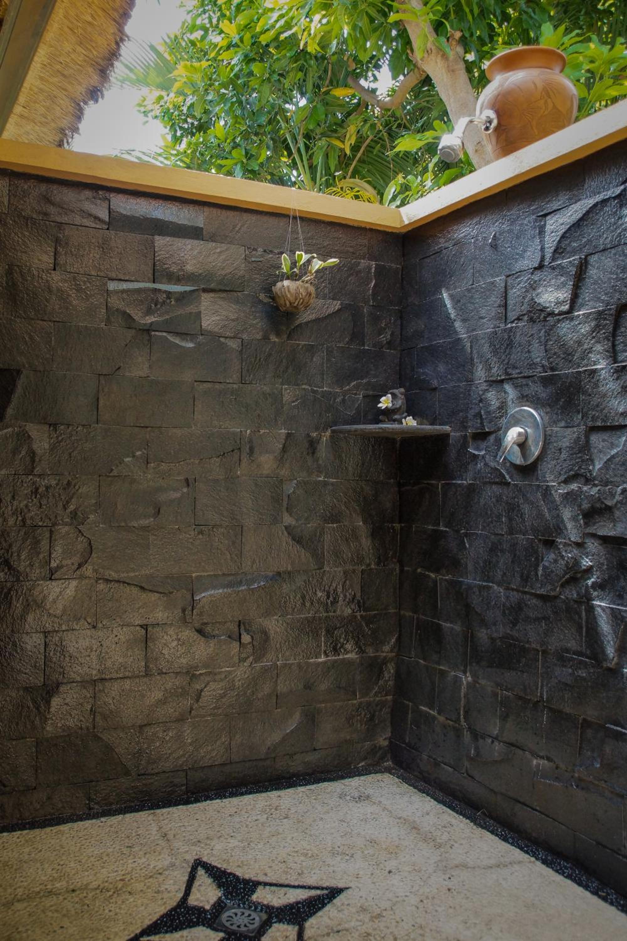 One-Bedroom Villa with Pool photo 3