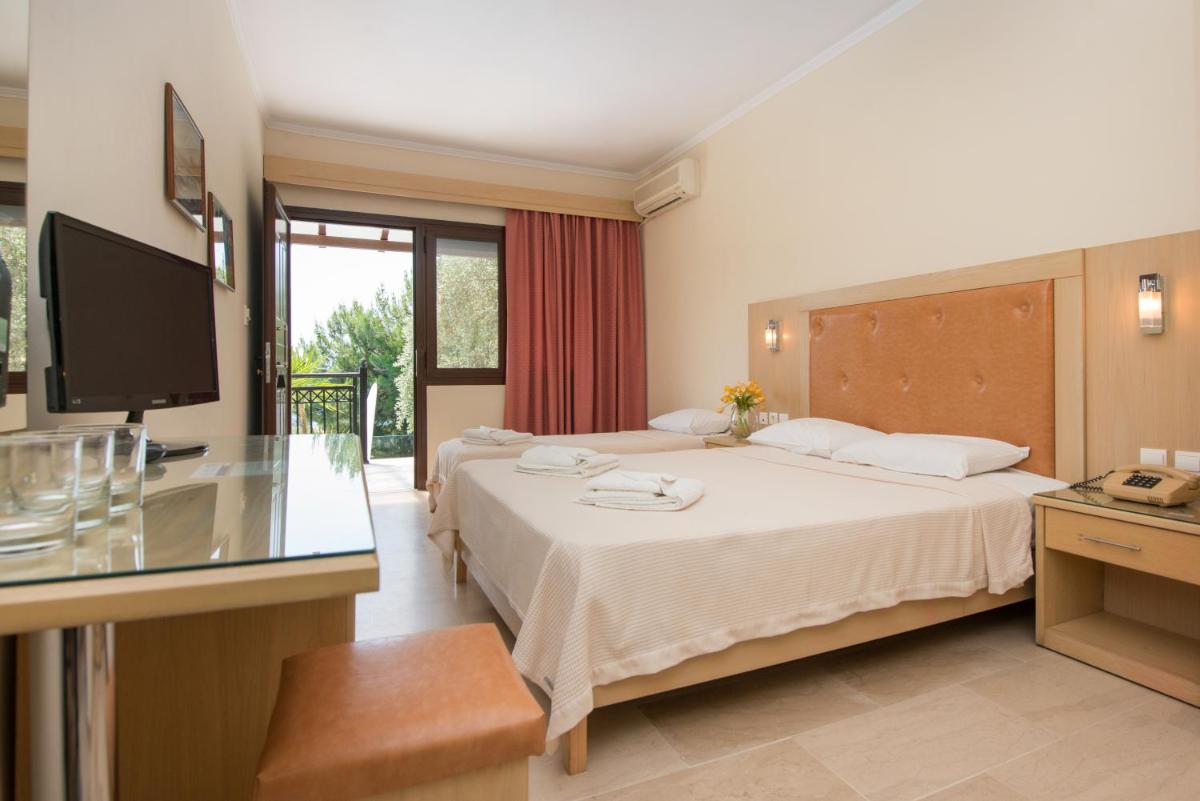 Triple Room photo 2
