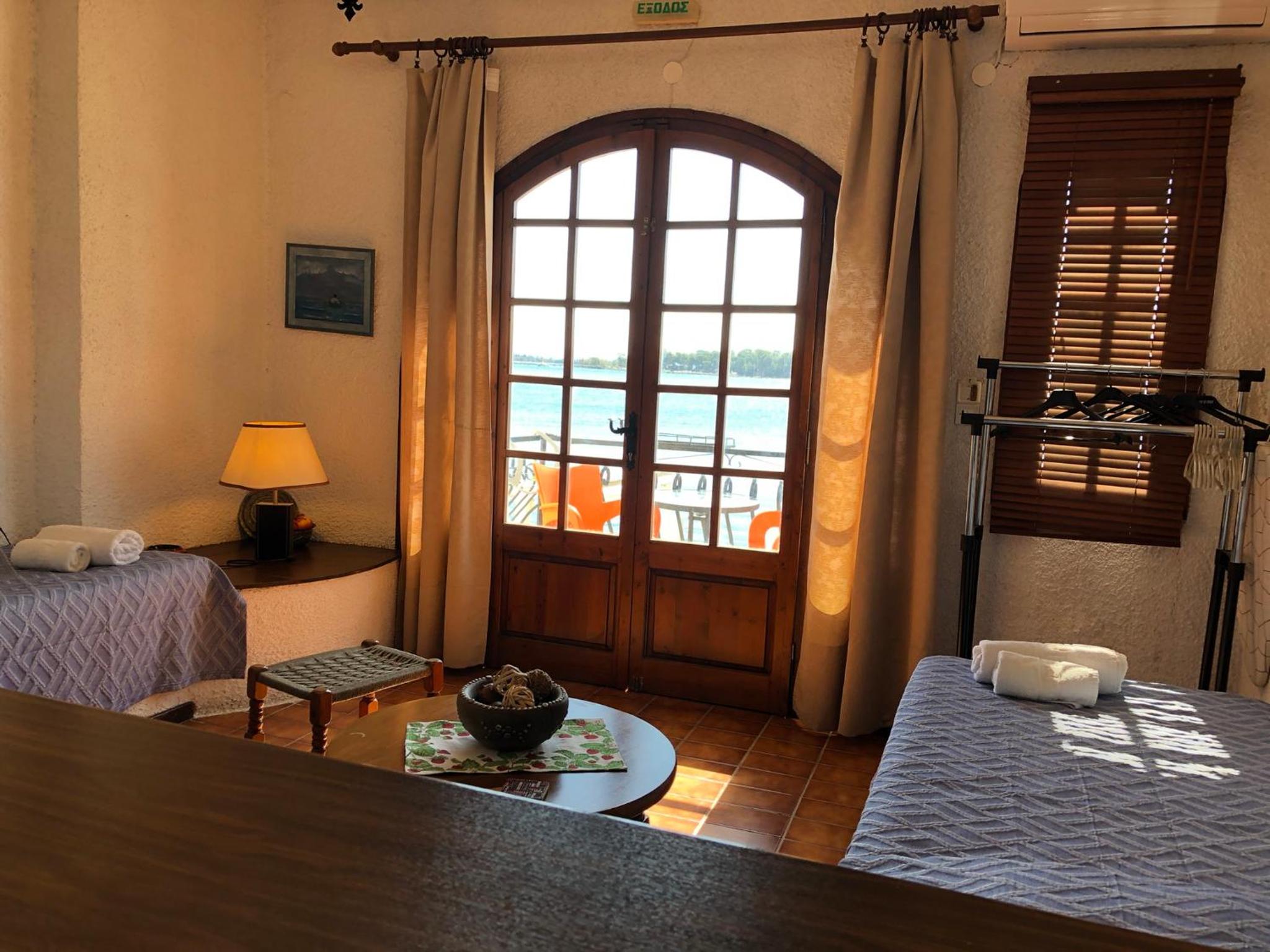 Standard Twin Room with Sea View