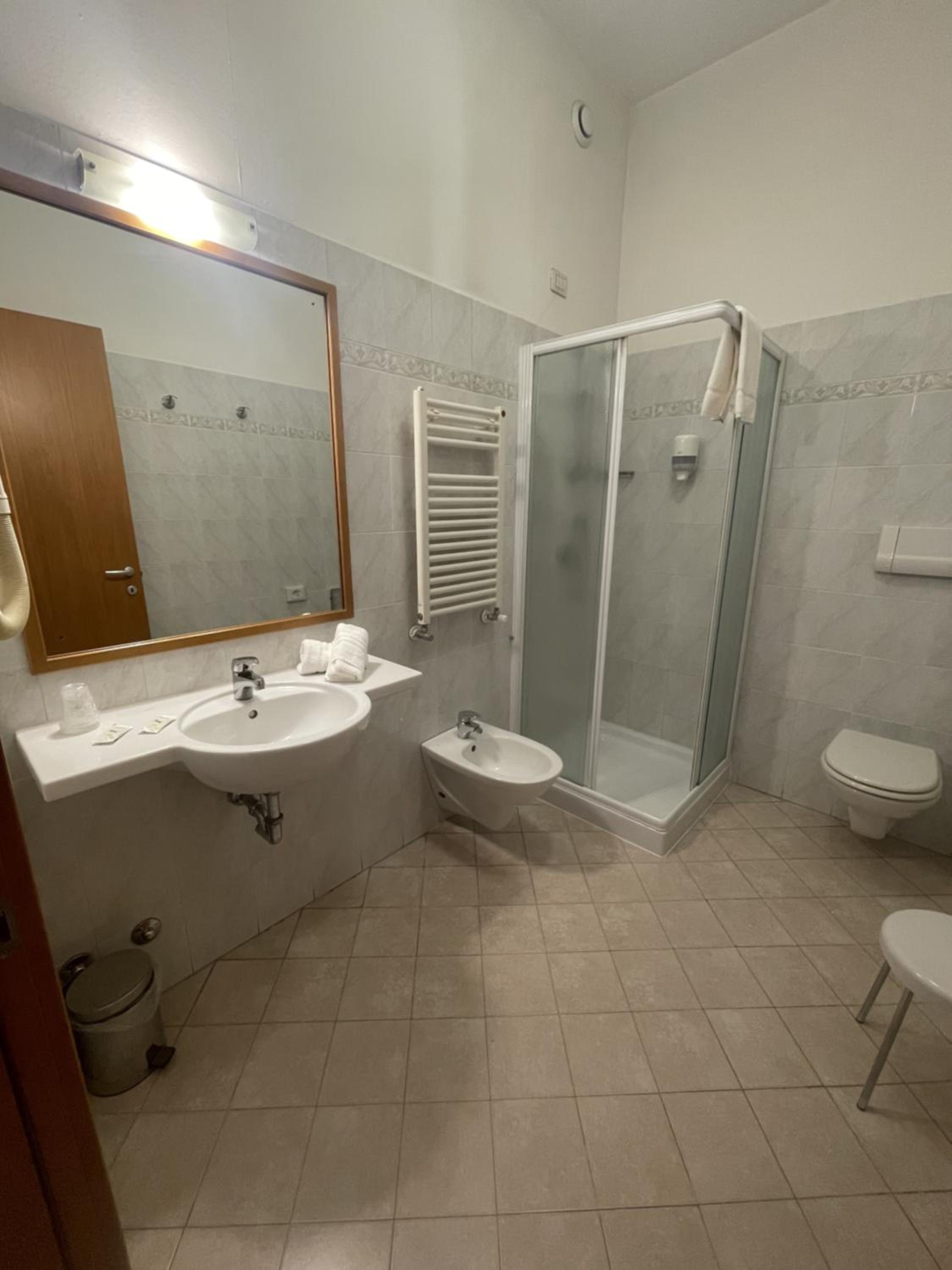 Double or Twin Room photo 2