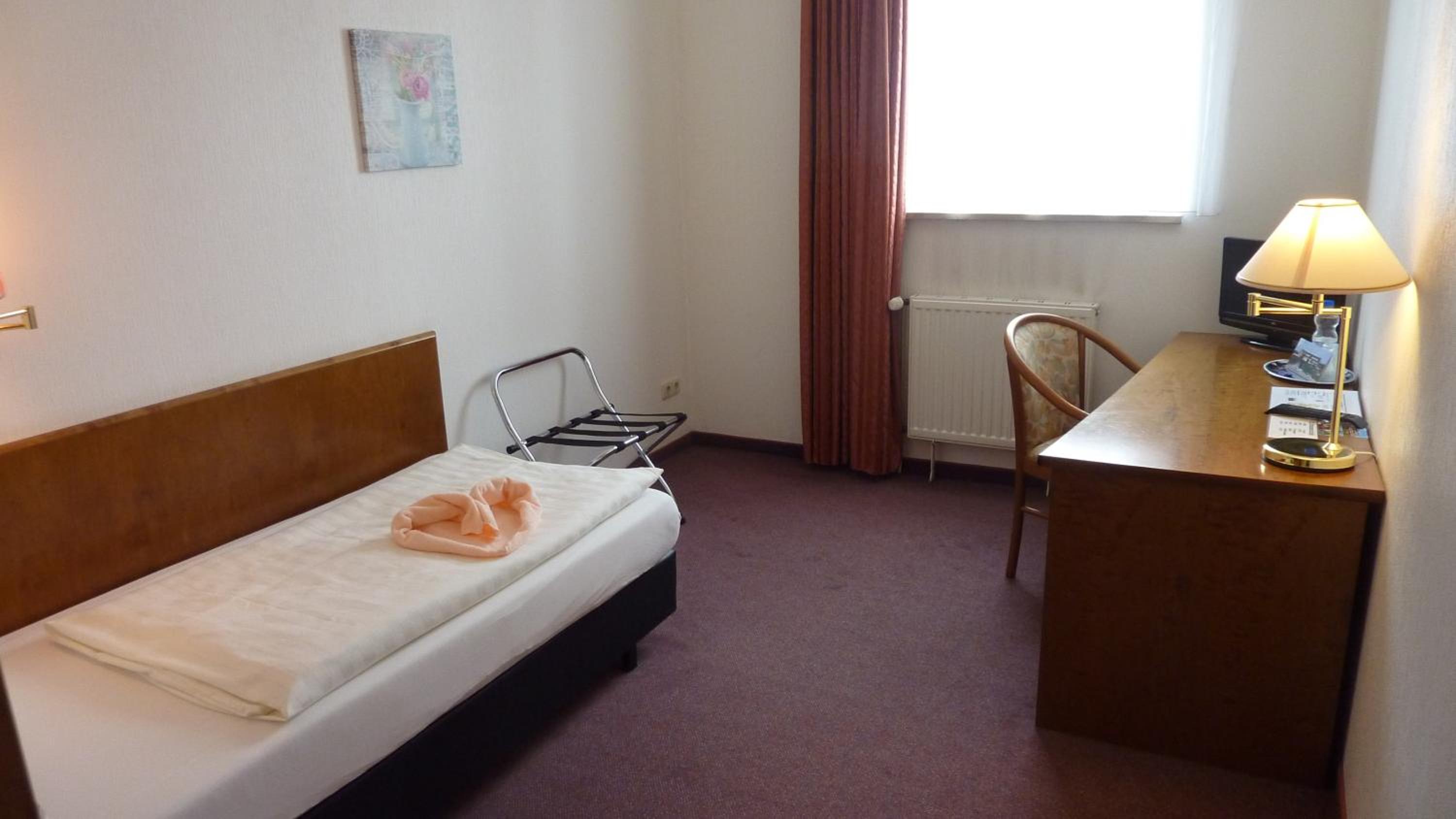 Single Room photo 3