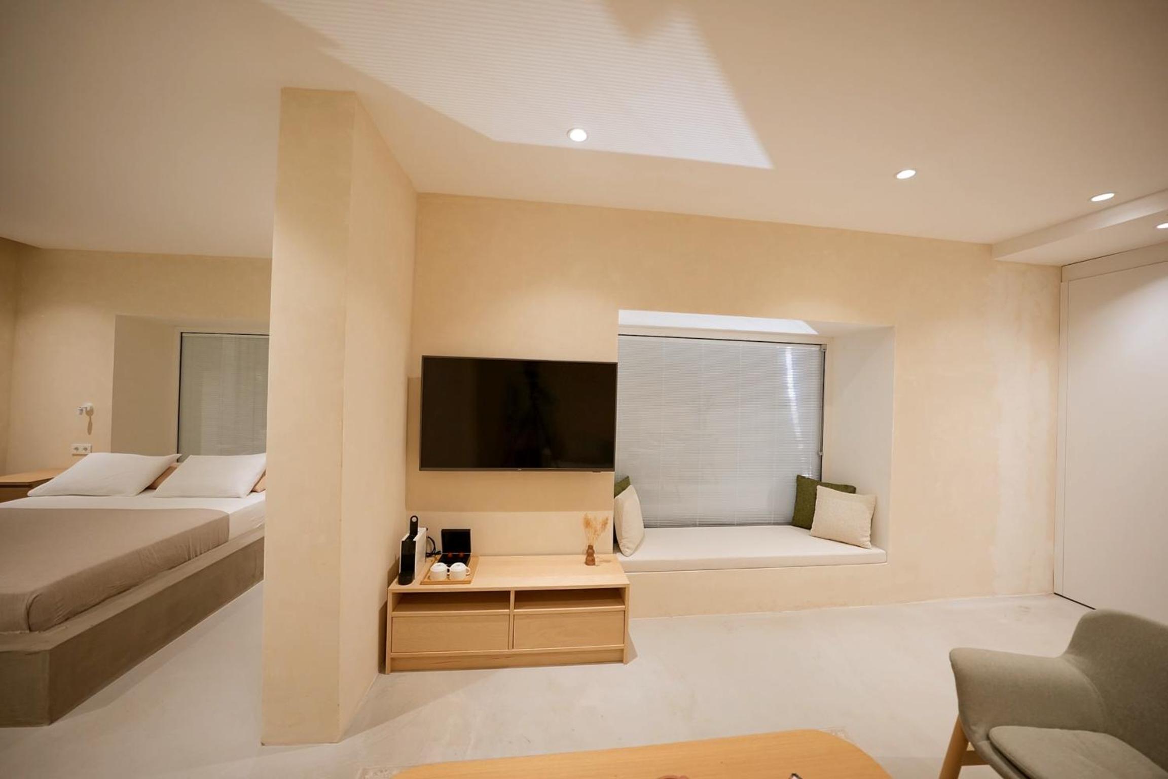 Penthouse Apartment - Photo 7