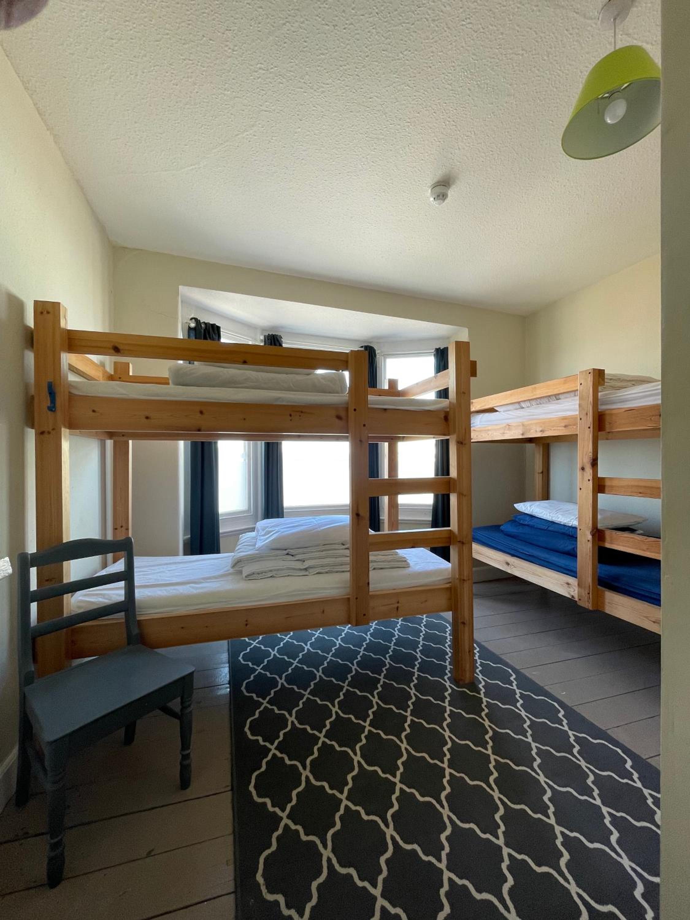 4-Bed Mixed Dormitory Room photo 1