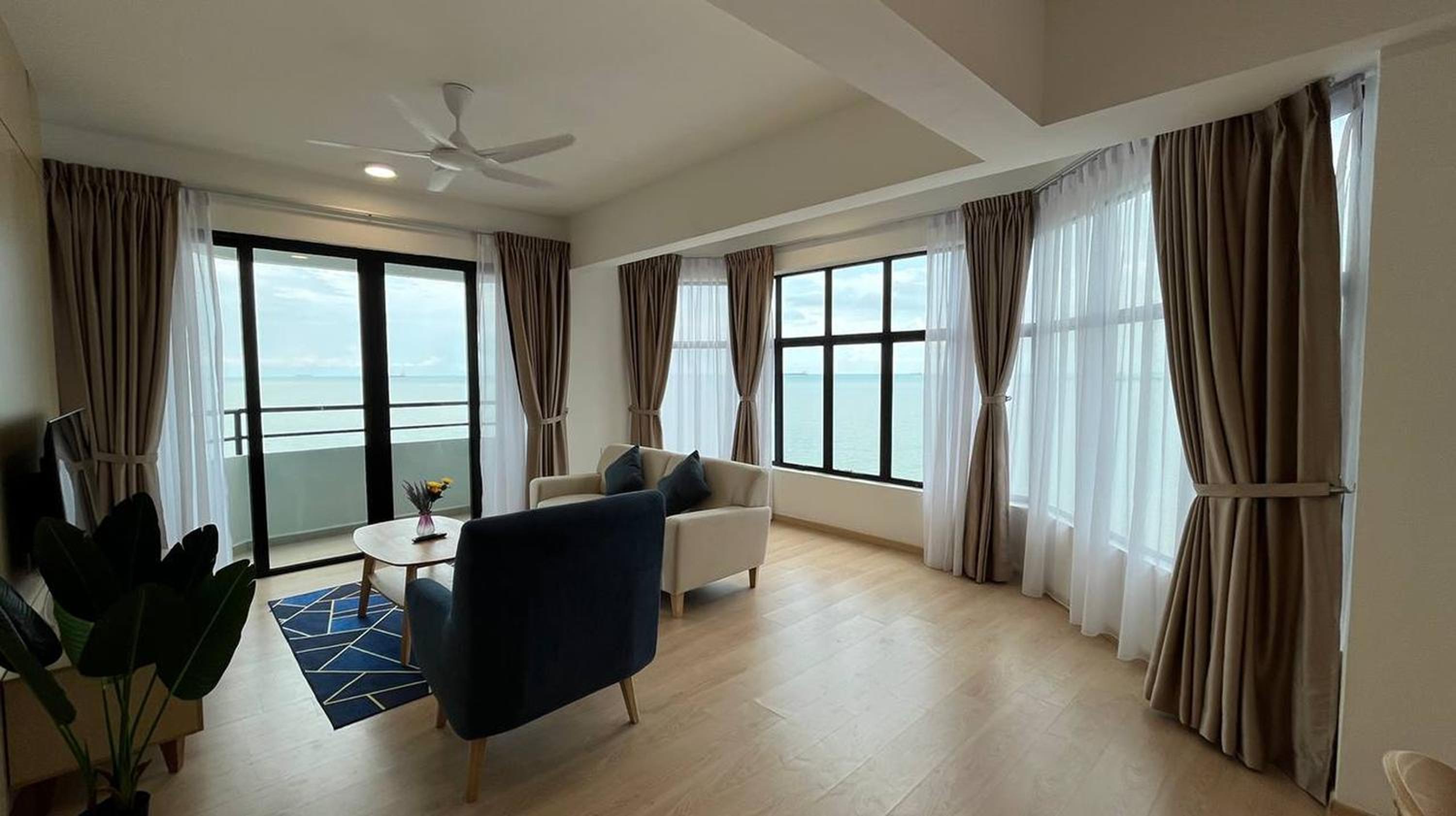 Two-Bedroom Apartment - Photo 4