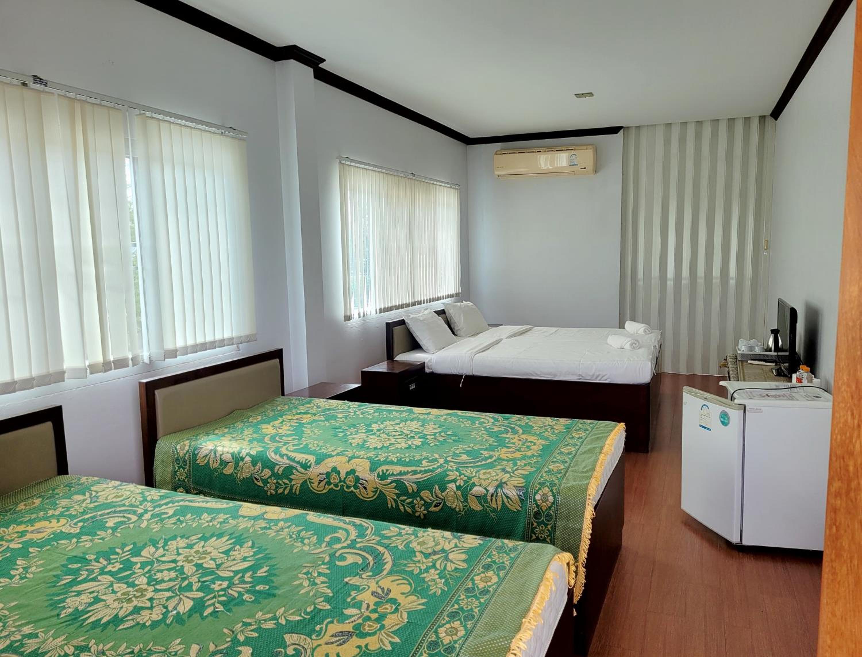 Standard Twin Room photo 1