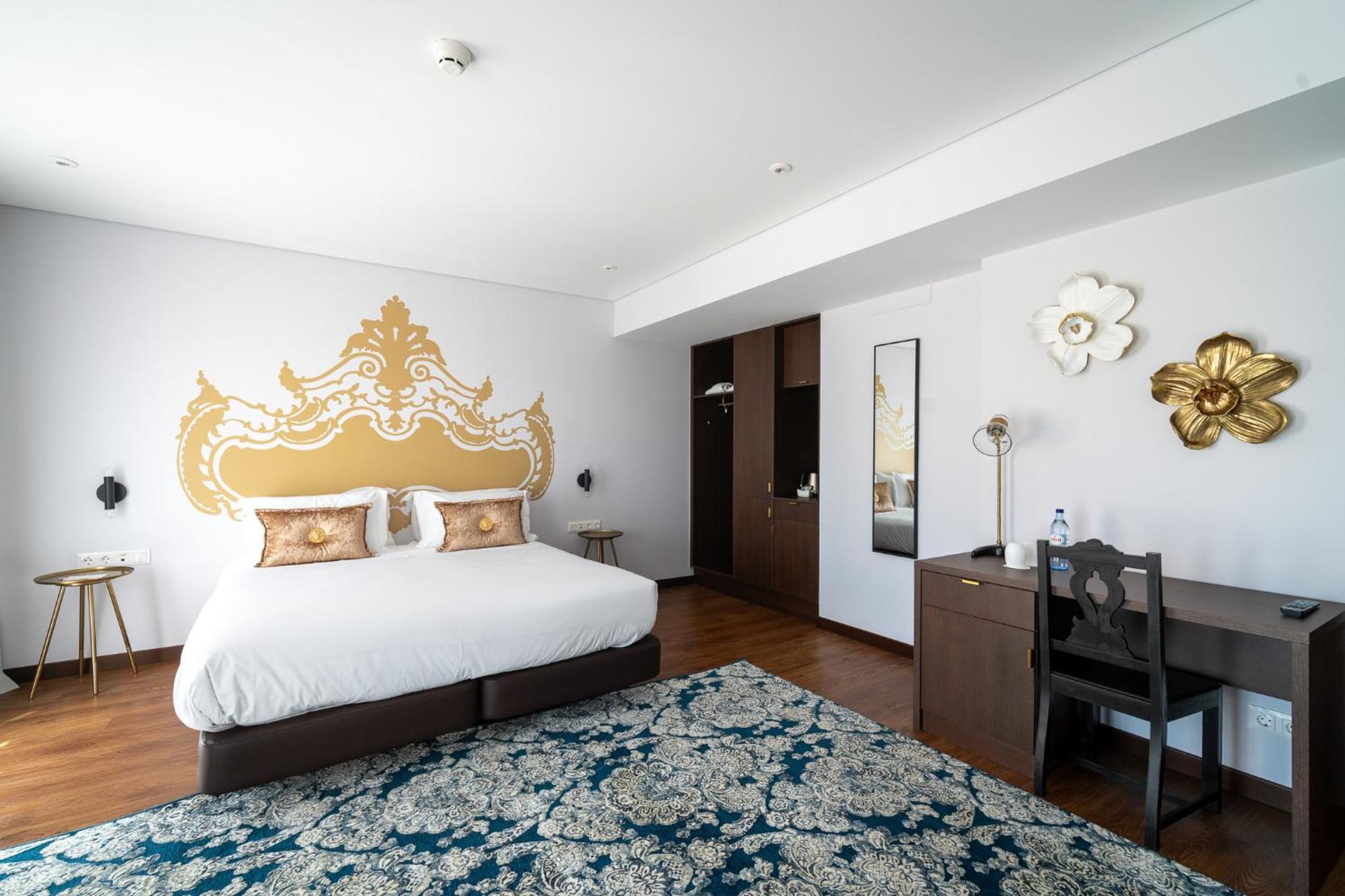 Superior Double or Twin Room with Sea View - Photo 4