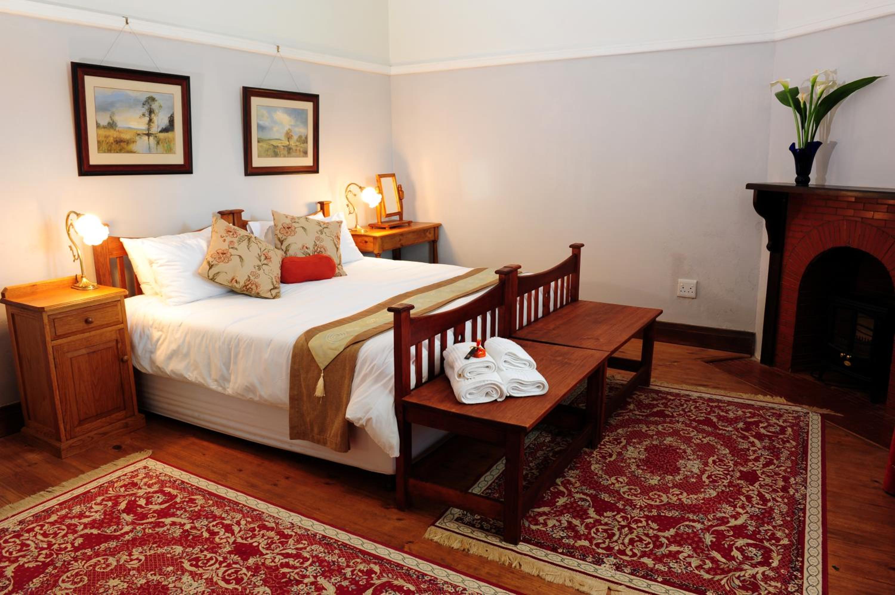 Twin/Double Room photo 3