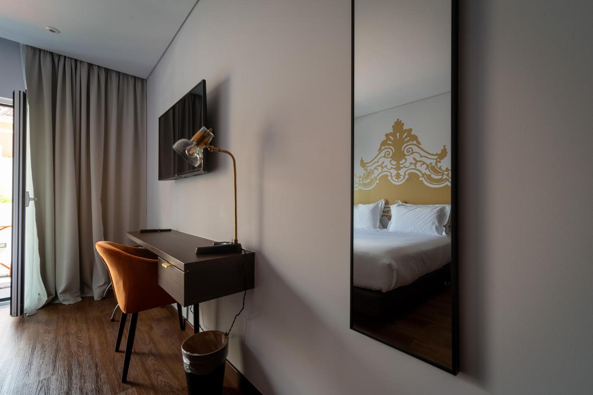 Double or Twin Room - Photo 2