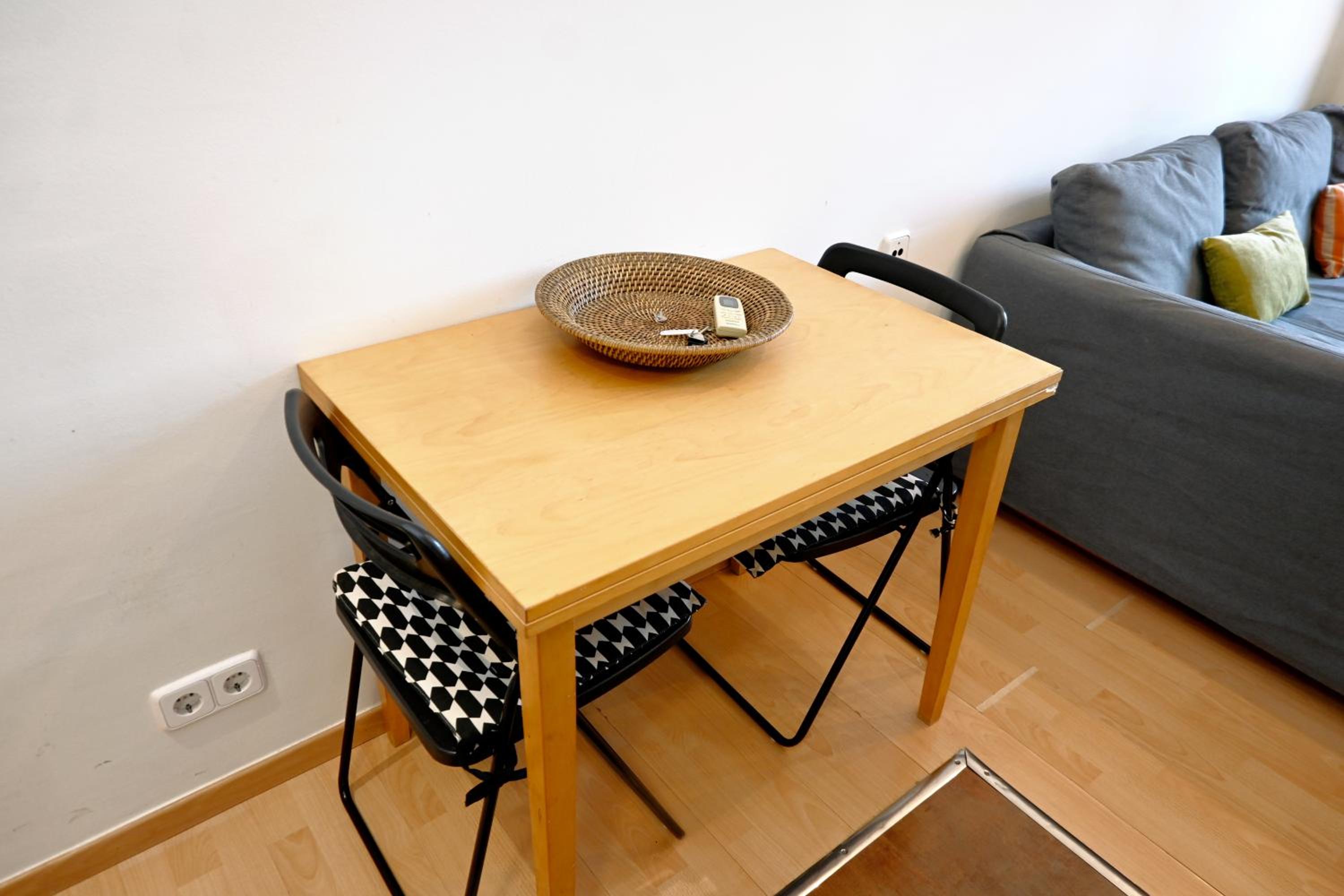 Apartment photo 2