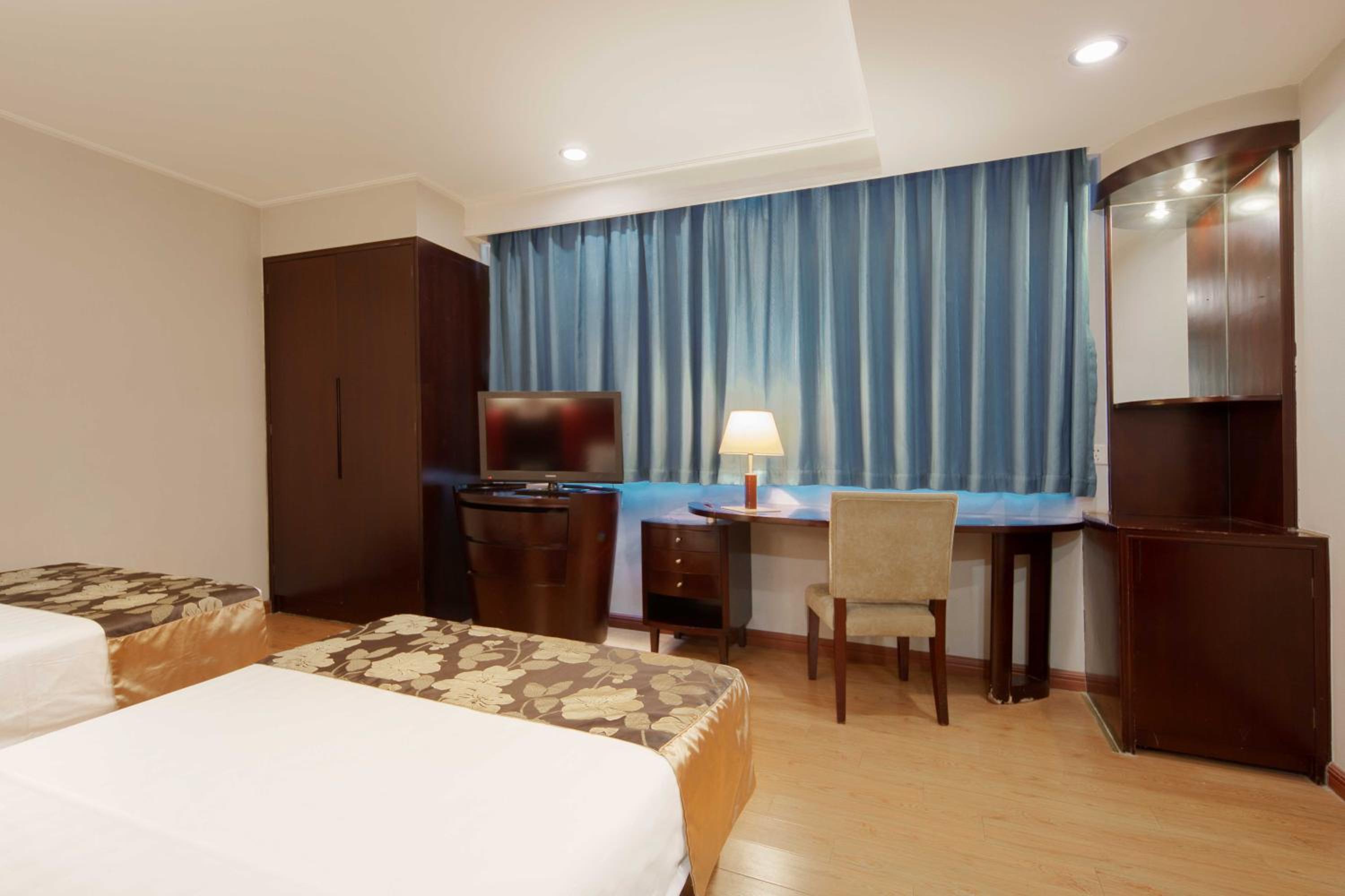 Standard Twin Room photo 2