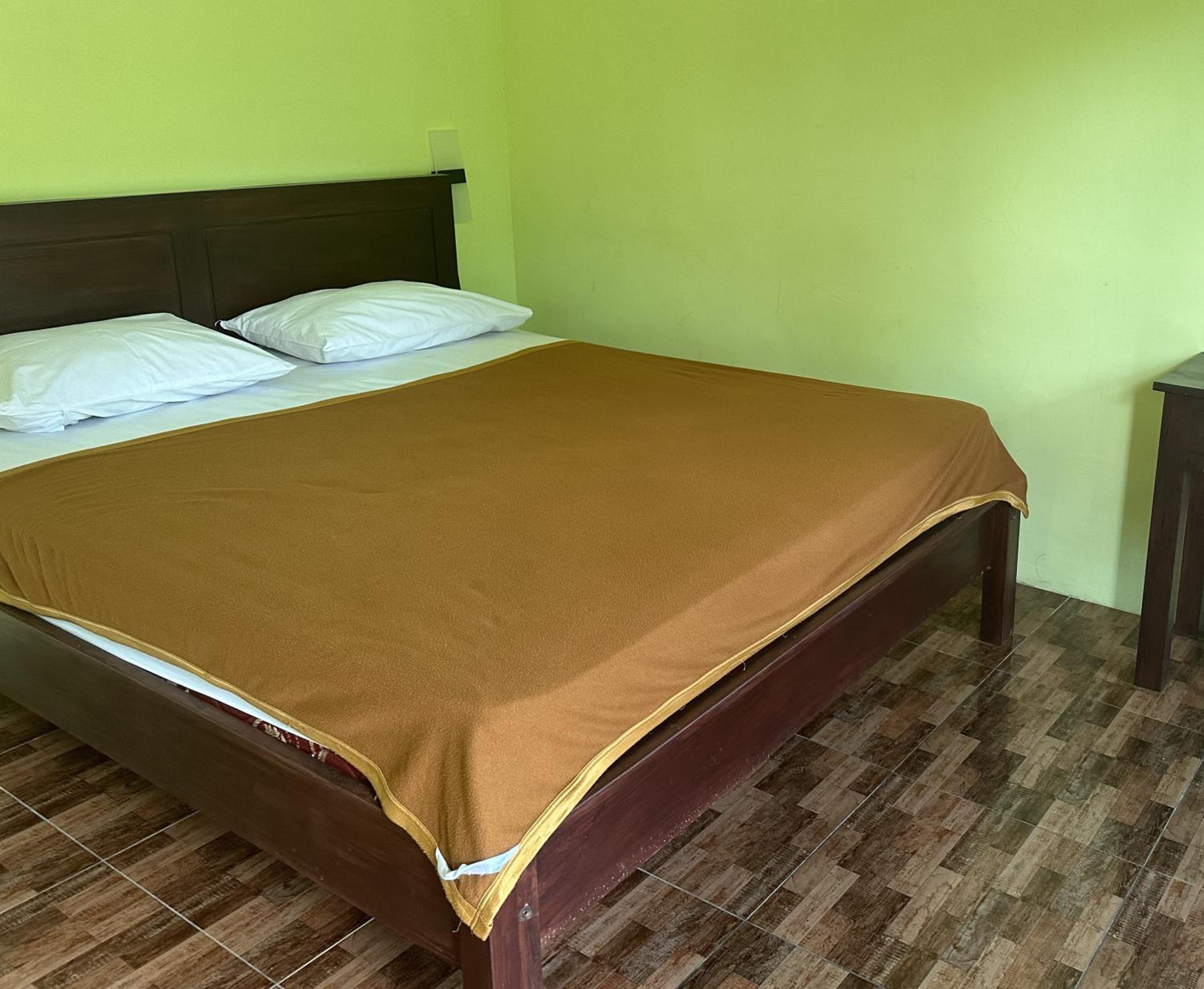 Standard Double Room - Photo 3