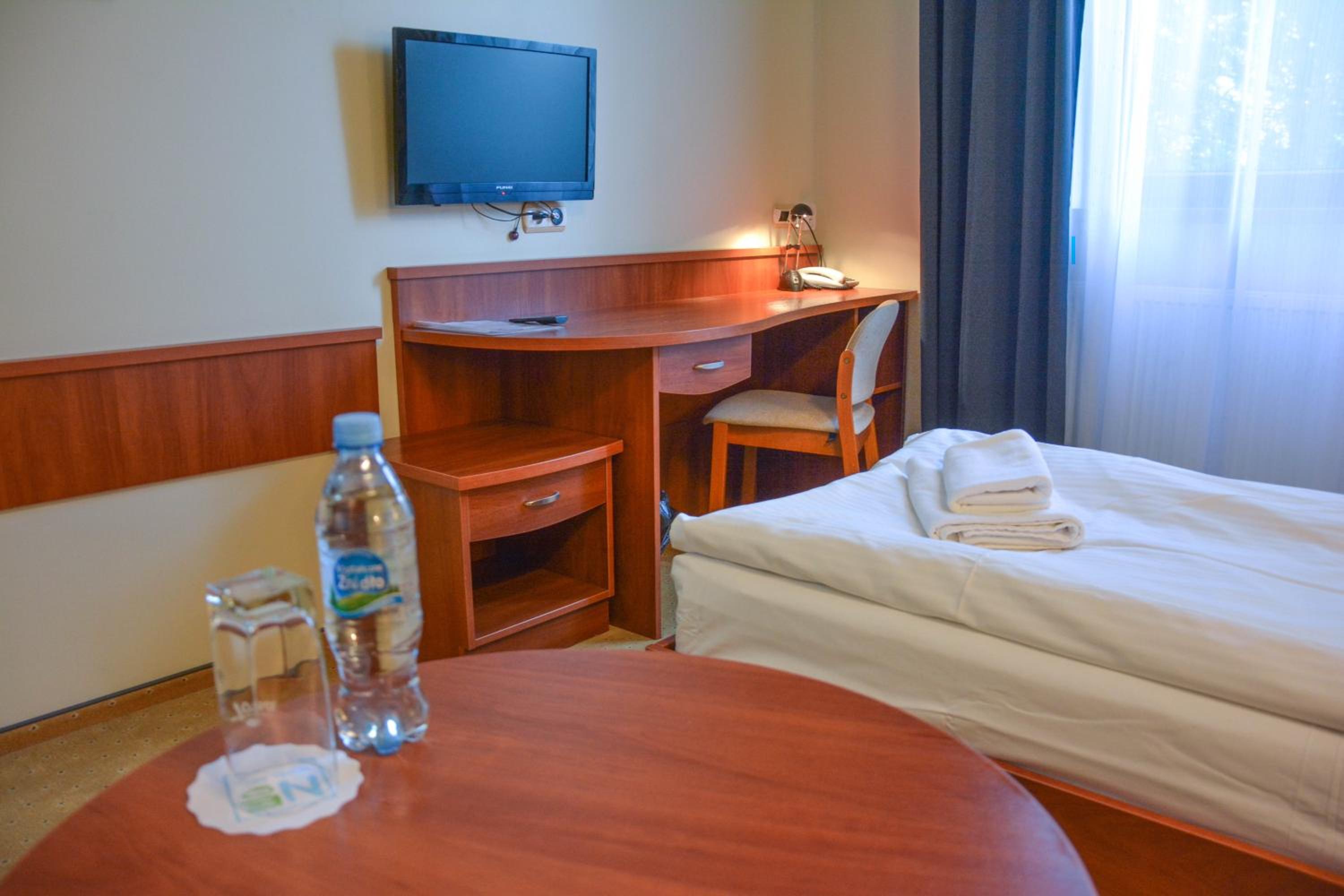 Single Room photo 1