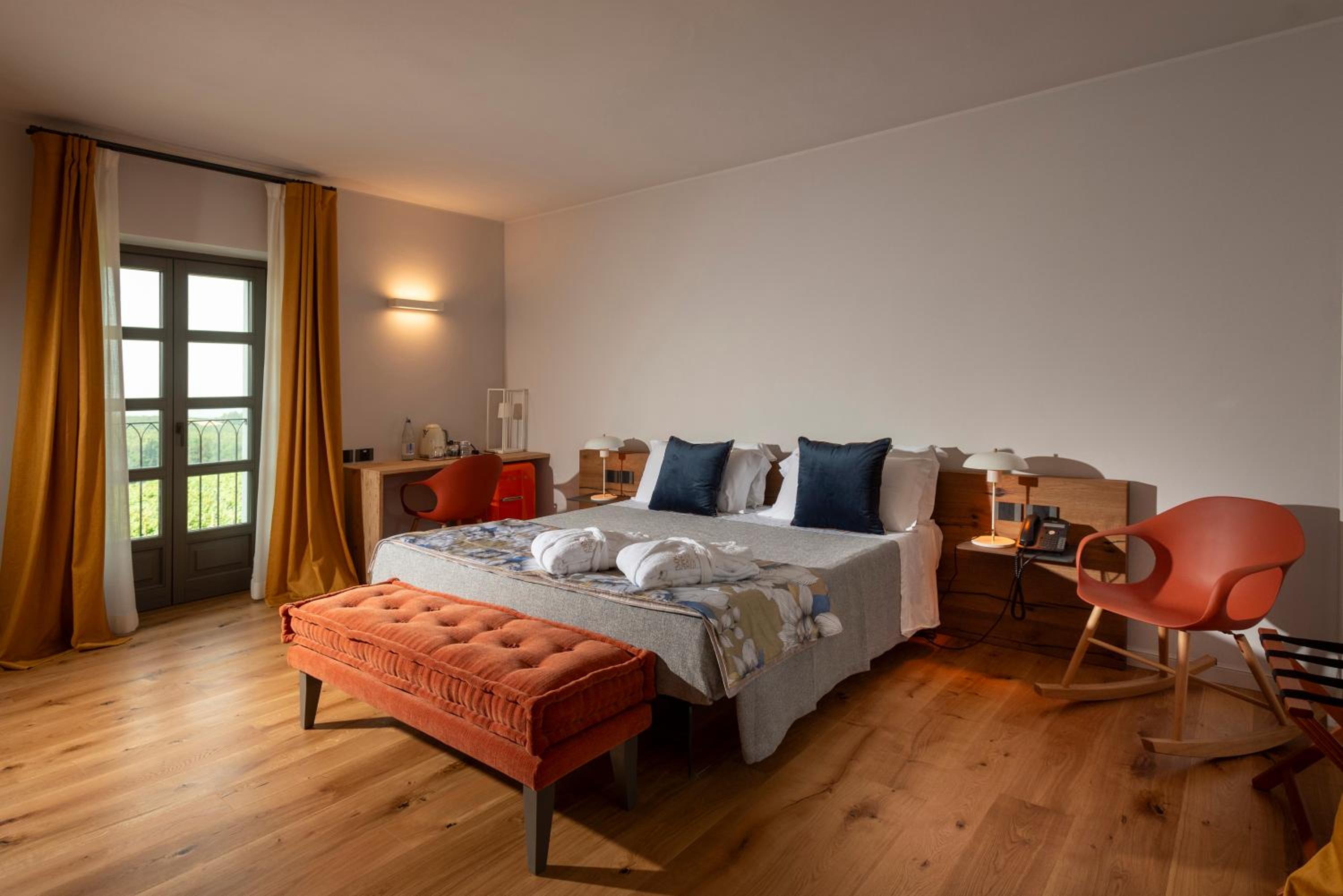 King Room with Mountain View photo 1
