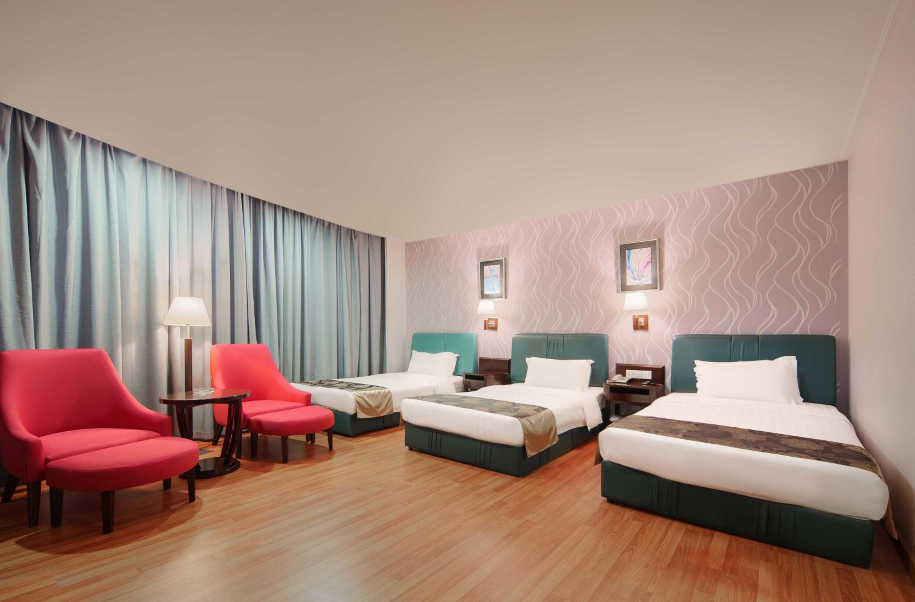 Deluxe Triple Room photo 1