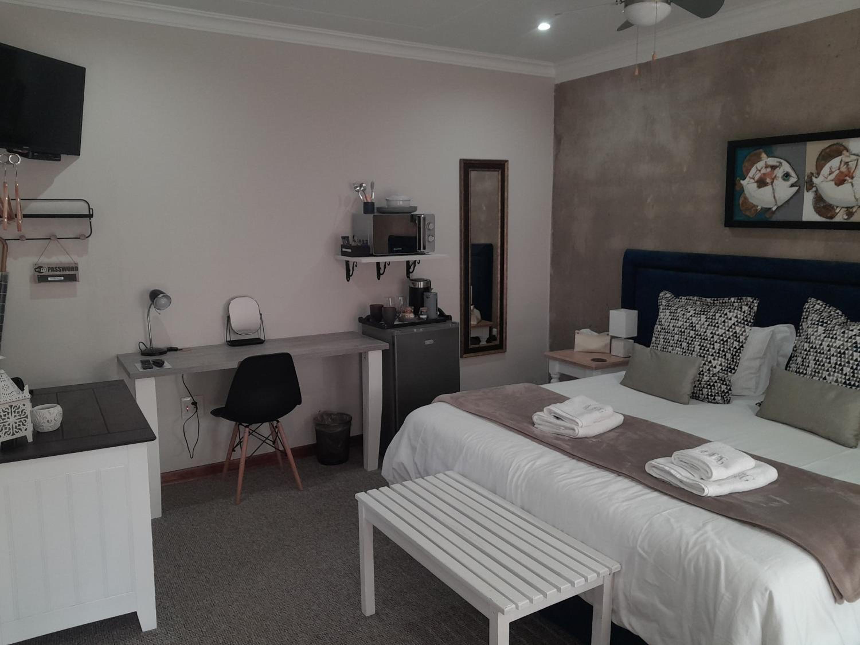Superior King Room