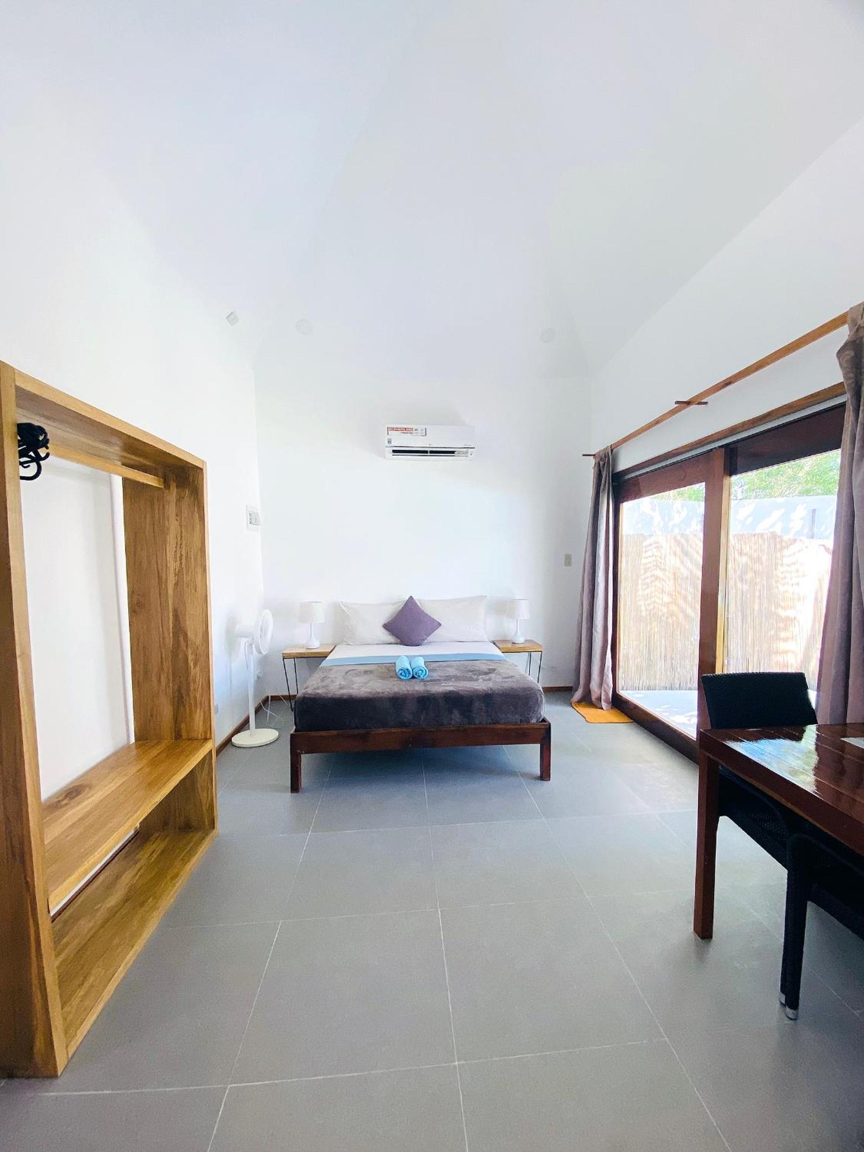 Bungalow (Free One-way Airport Departure Transfer)