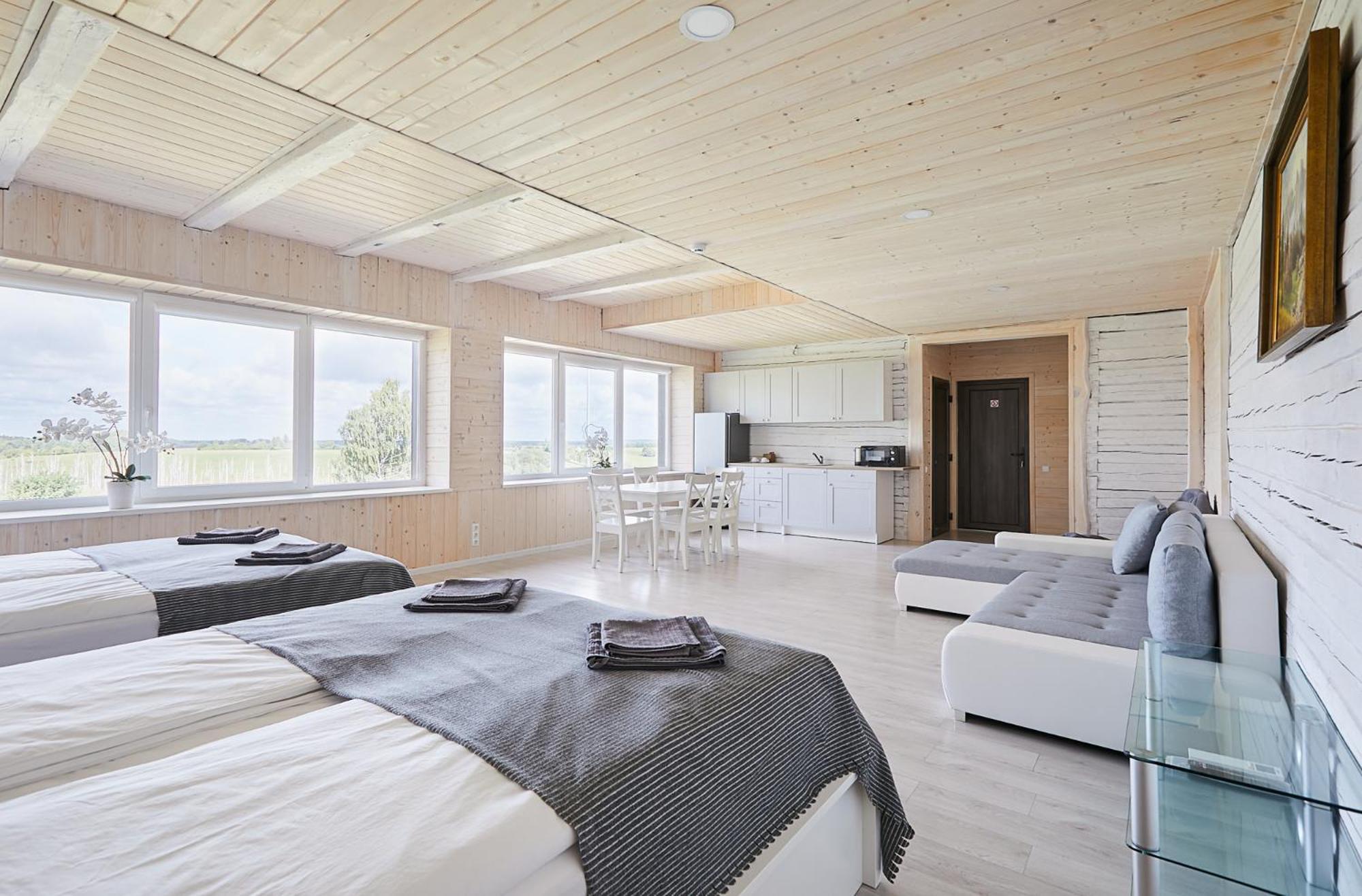 Apartment with Lake View photo 3