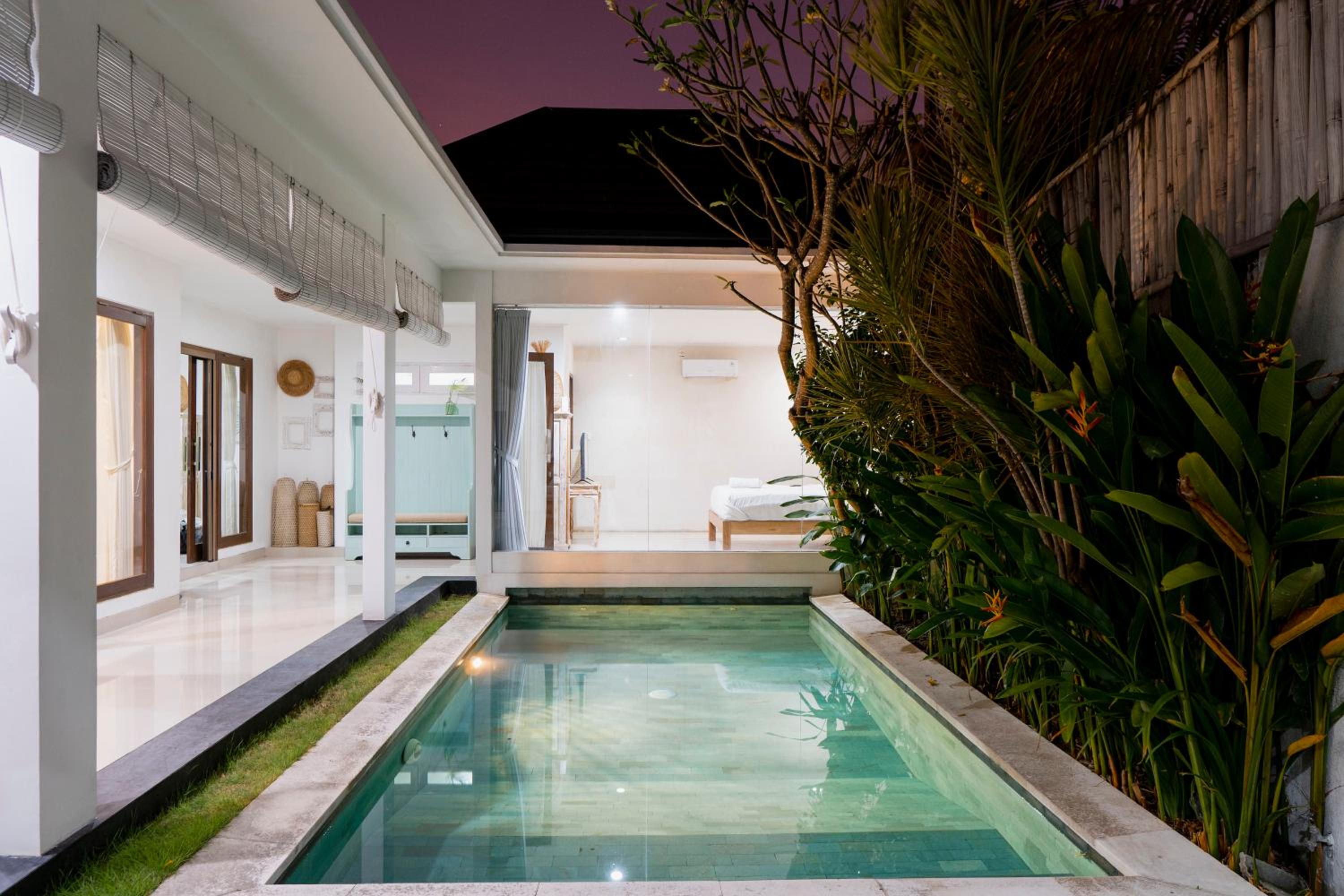 Three-Bedroom Villa photo 1
