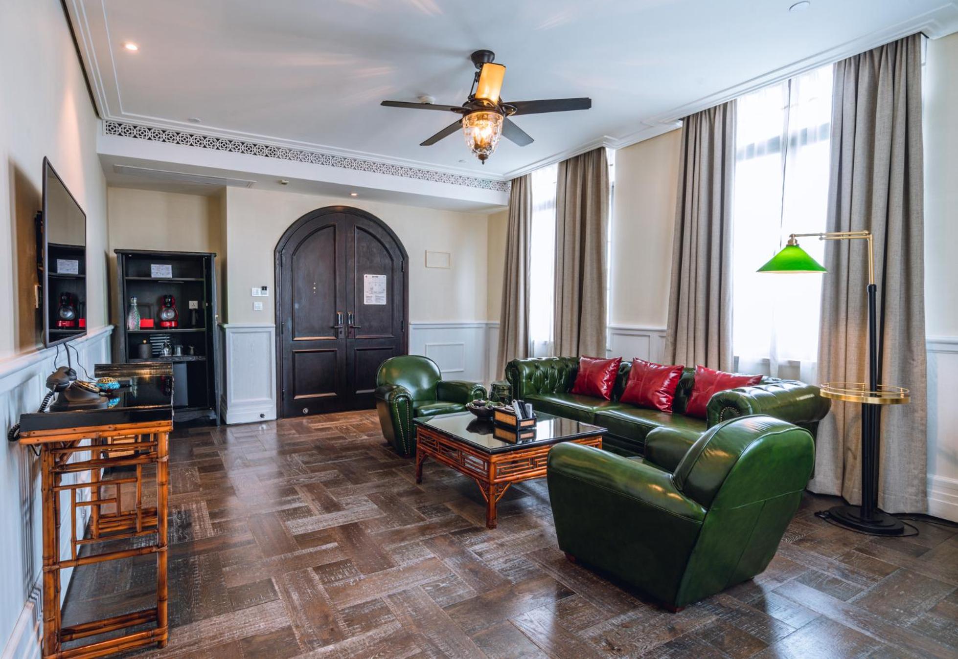 Suite with Balcony