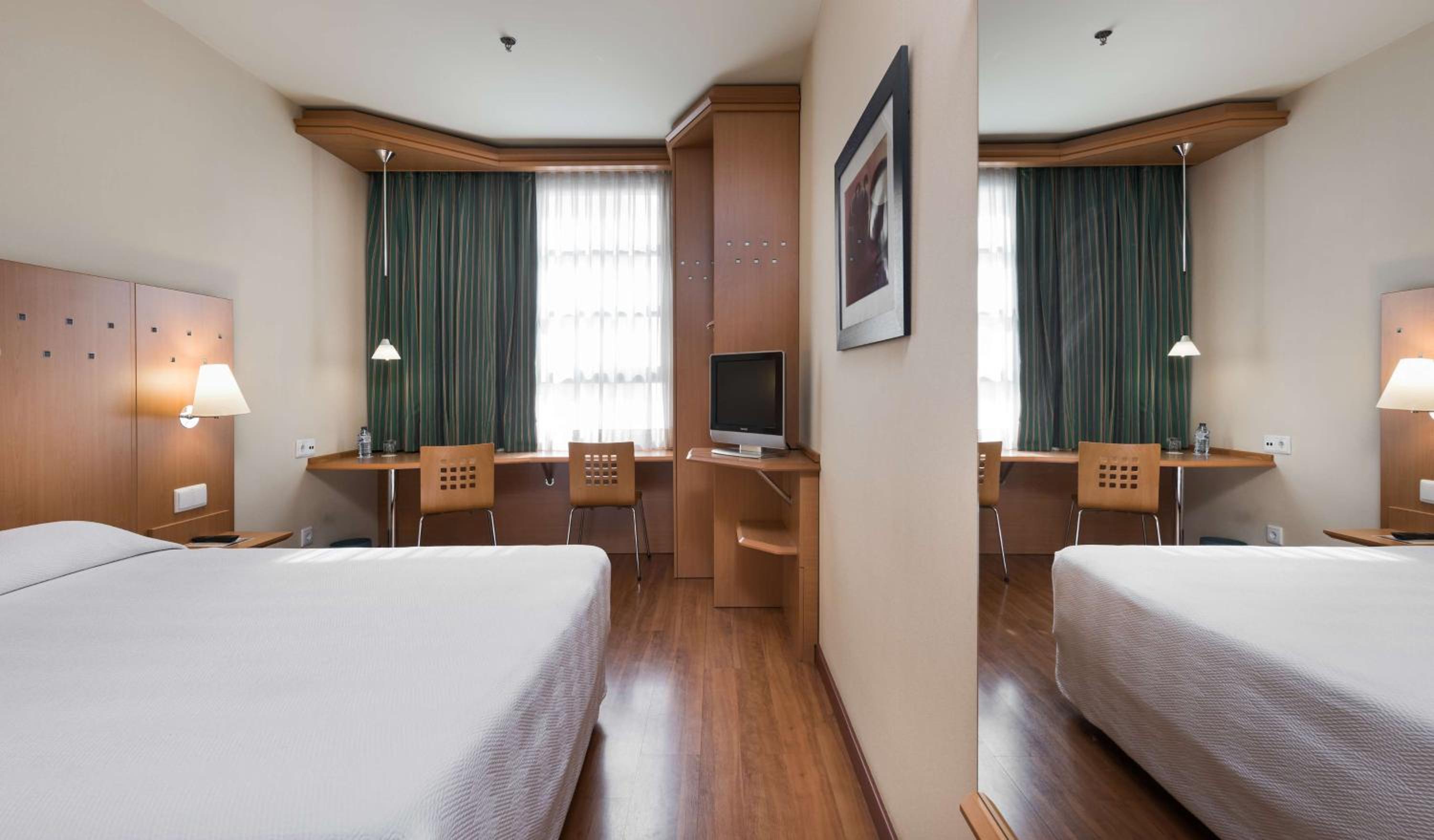 Standard Double or Twin Room with Extra Bed - Photo 1