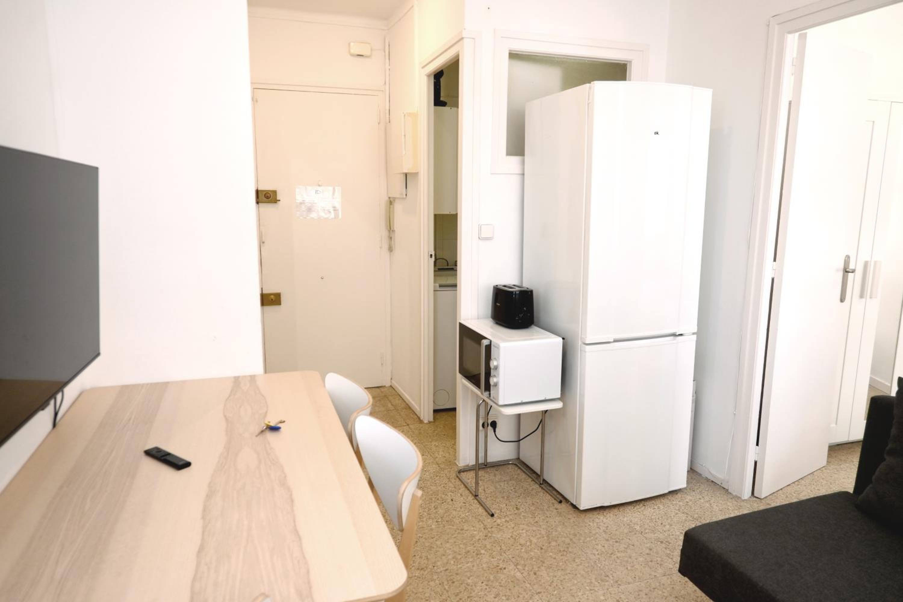 Two-Bedroom Apartment photo 2