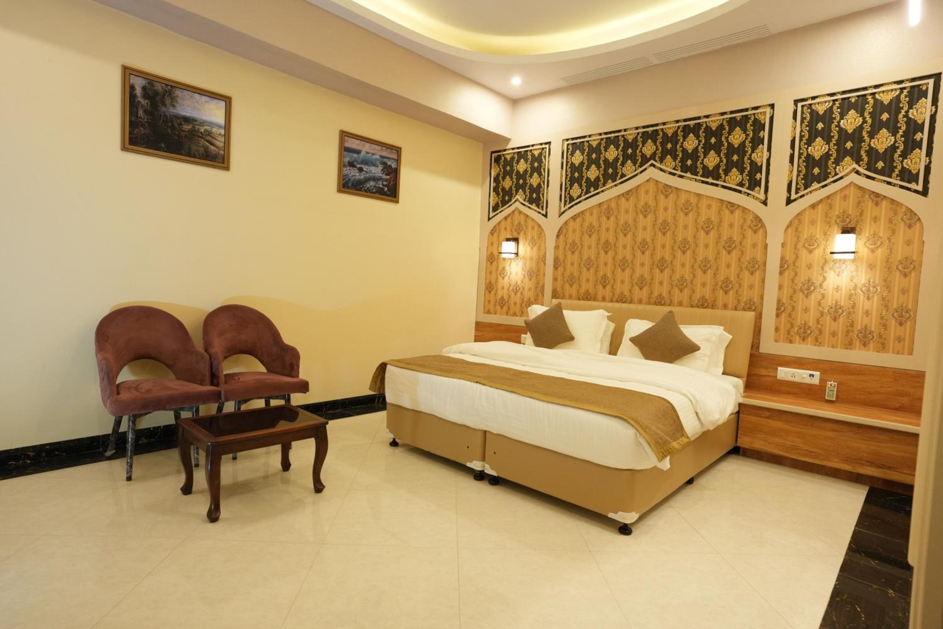 Executive Suite