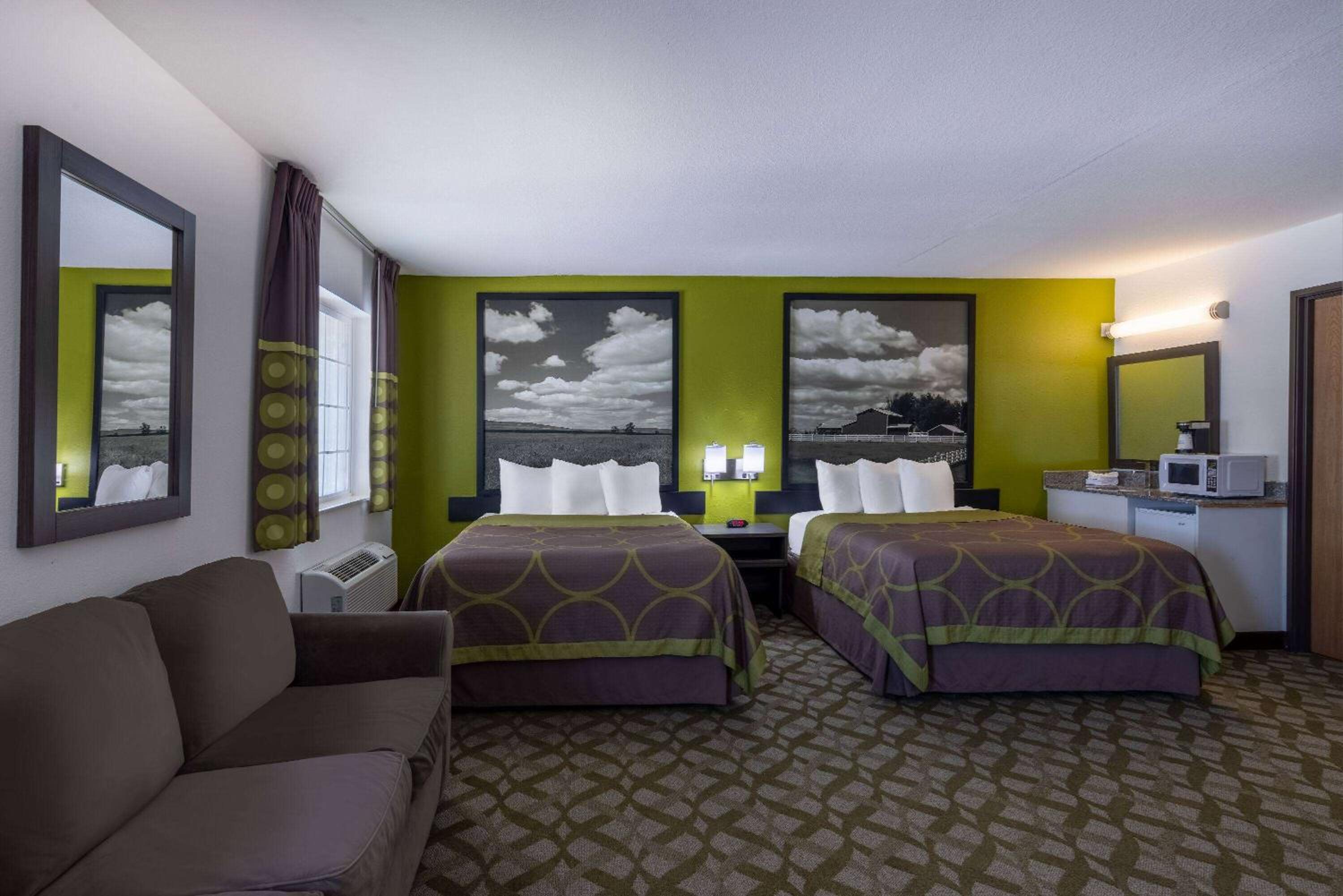 Studio Suite with Two Queen Beds - Non-Smoking - Photo 1
