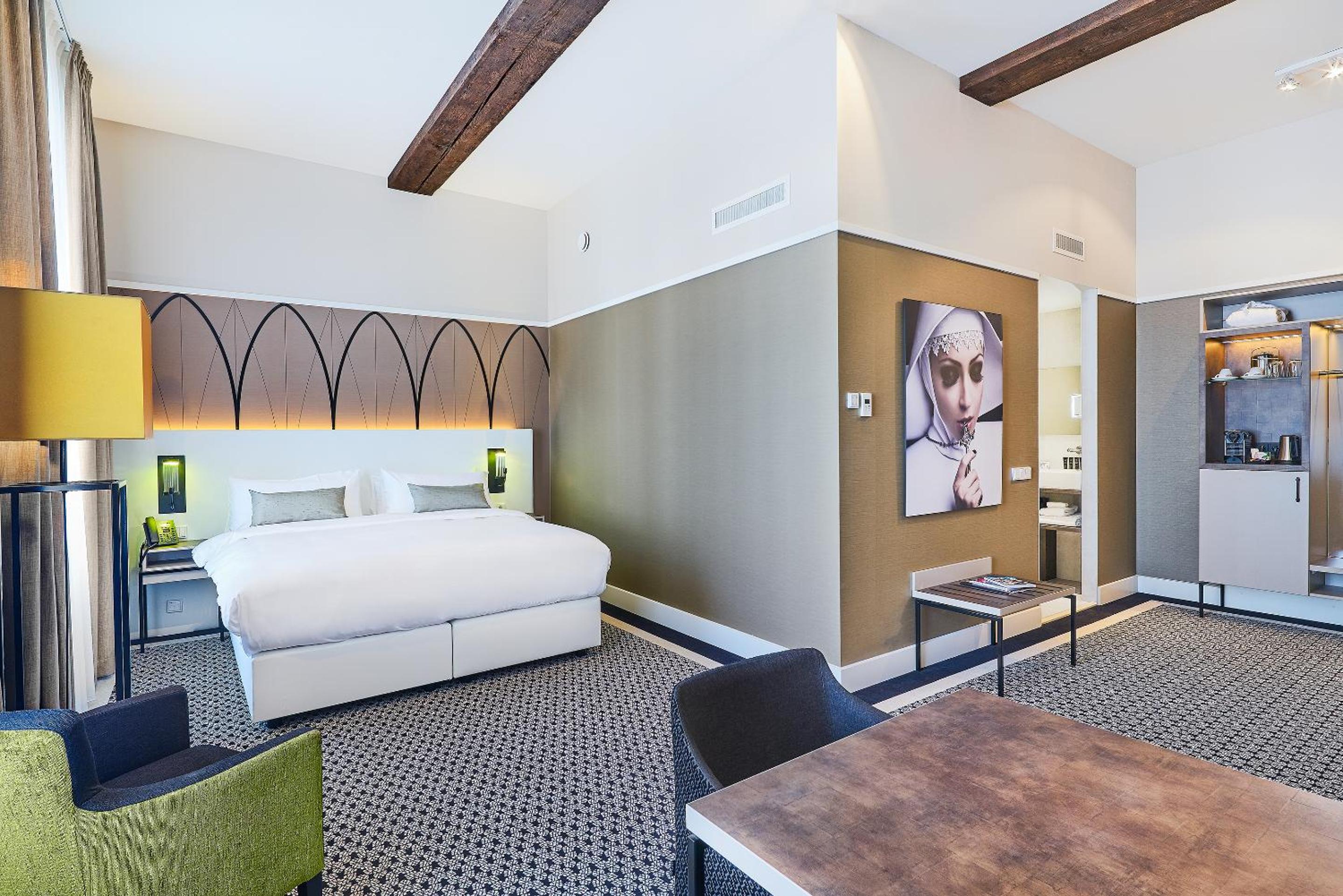 Executive Room photo 3