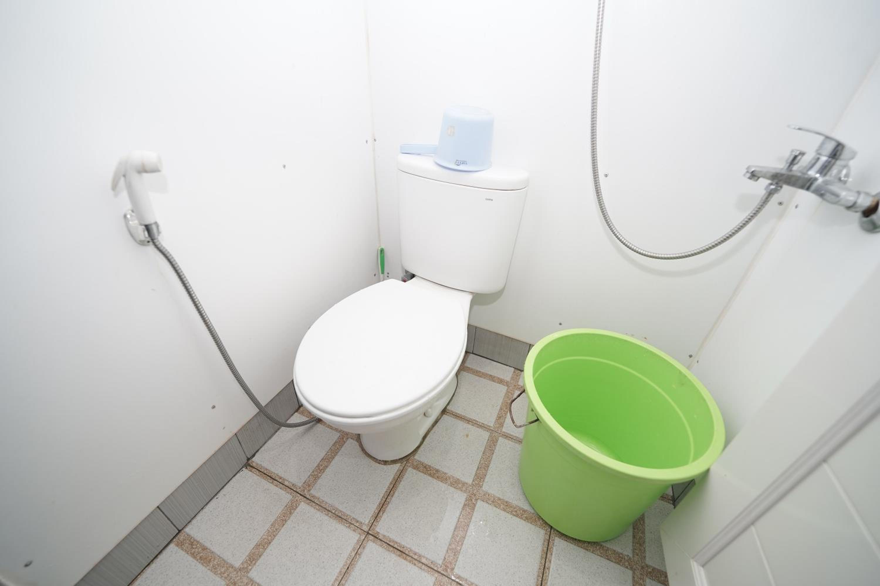 Standard Double or Twin Room - Photo 12