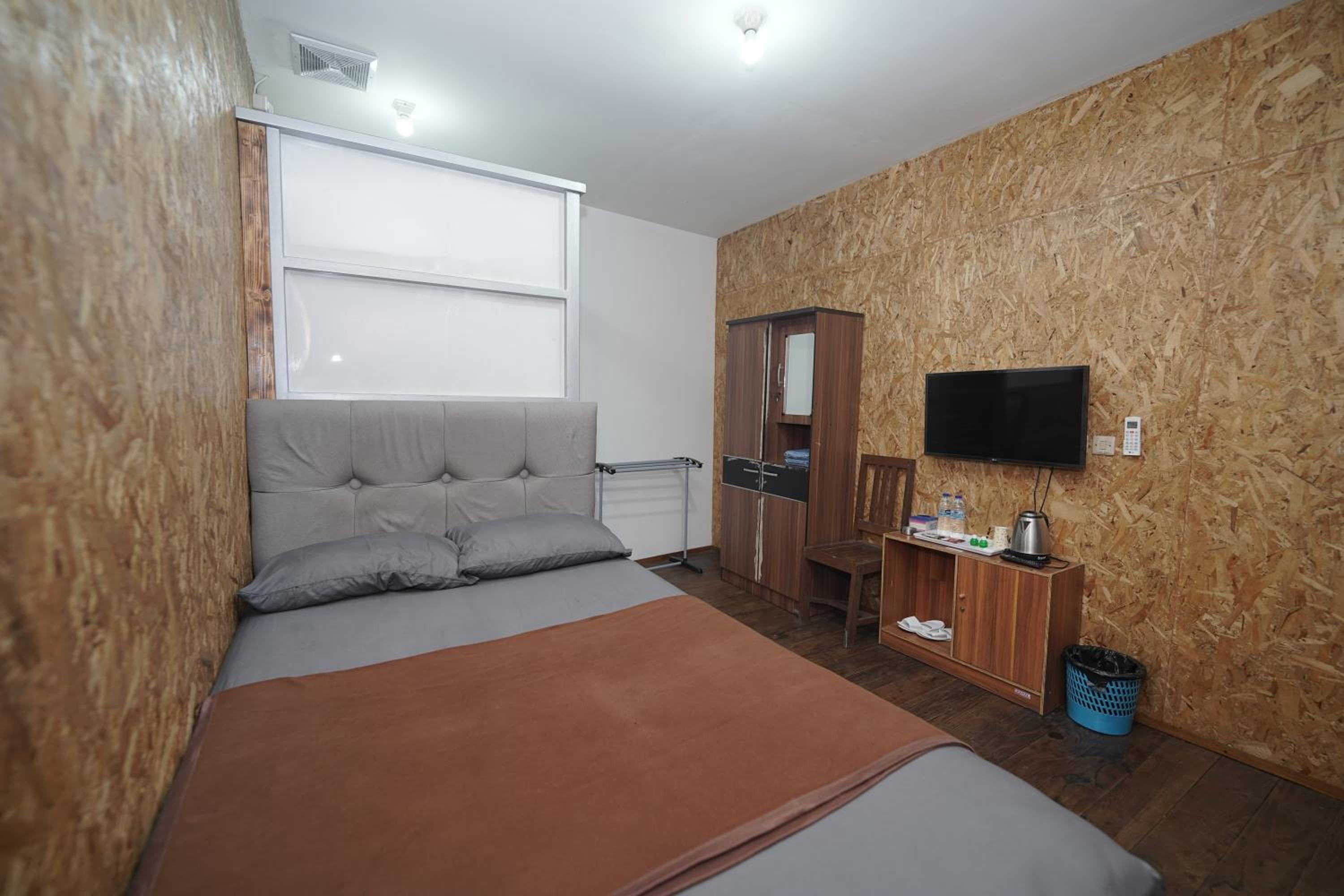 Standard Double or Twin Room - Photo 4