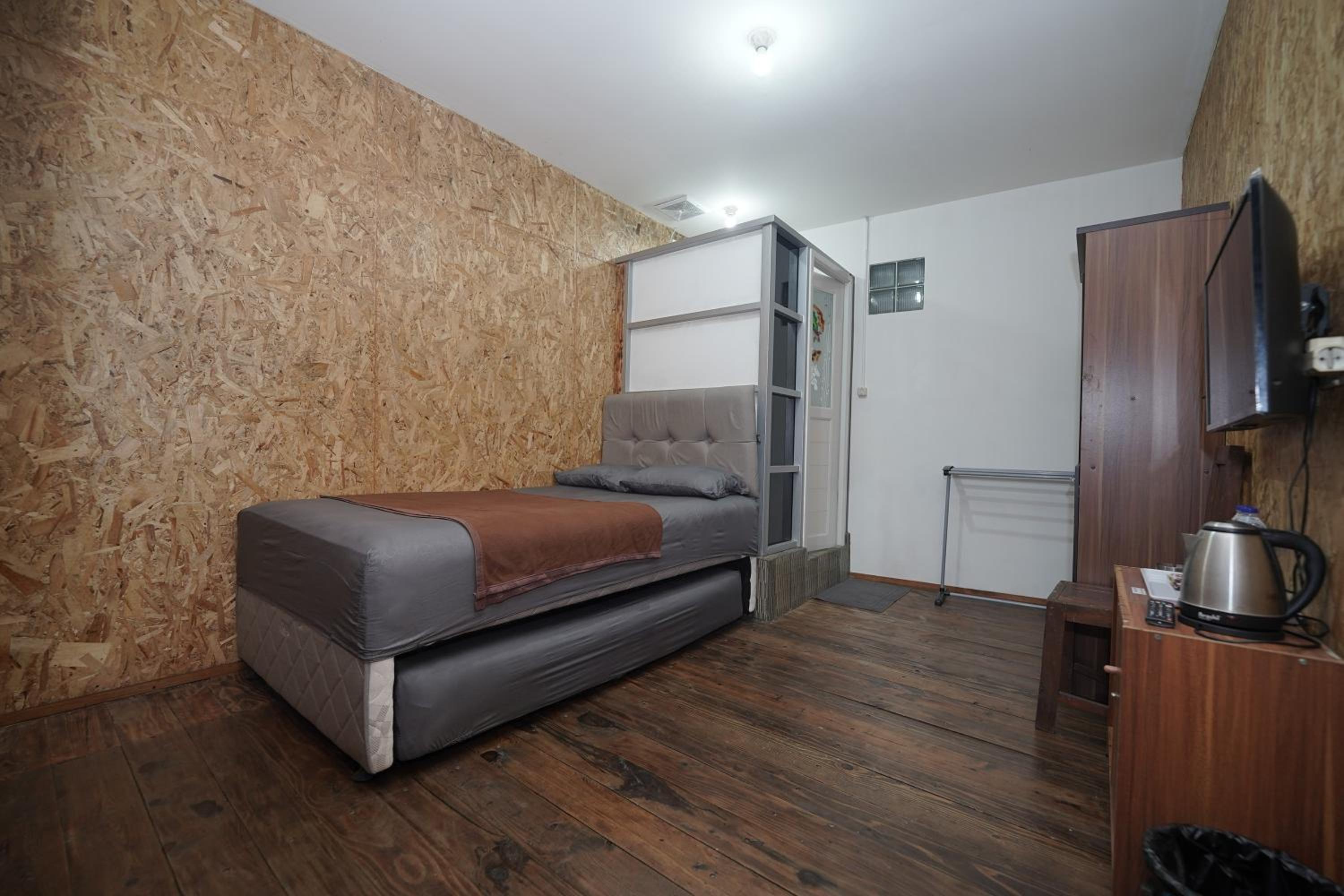 Standard Double or Twin Room - Photo 22