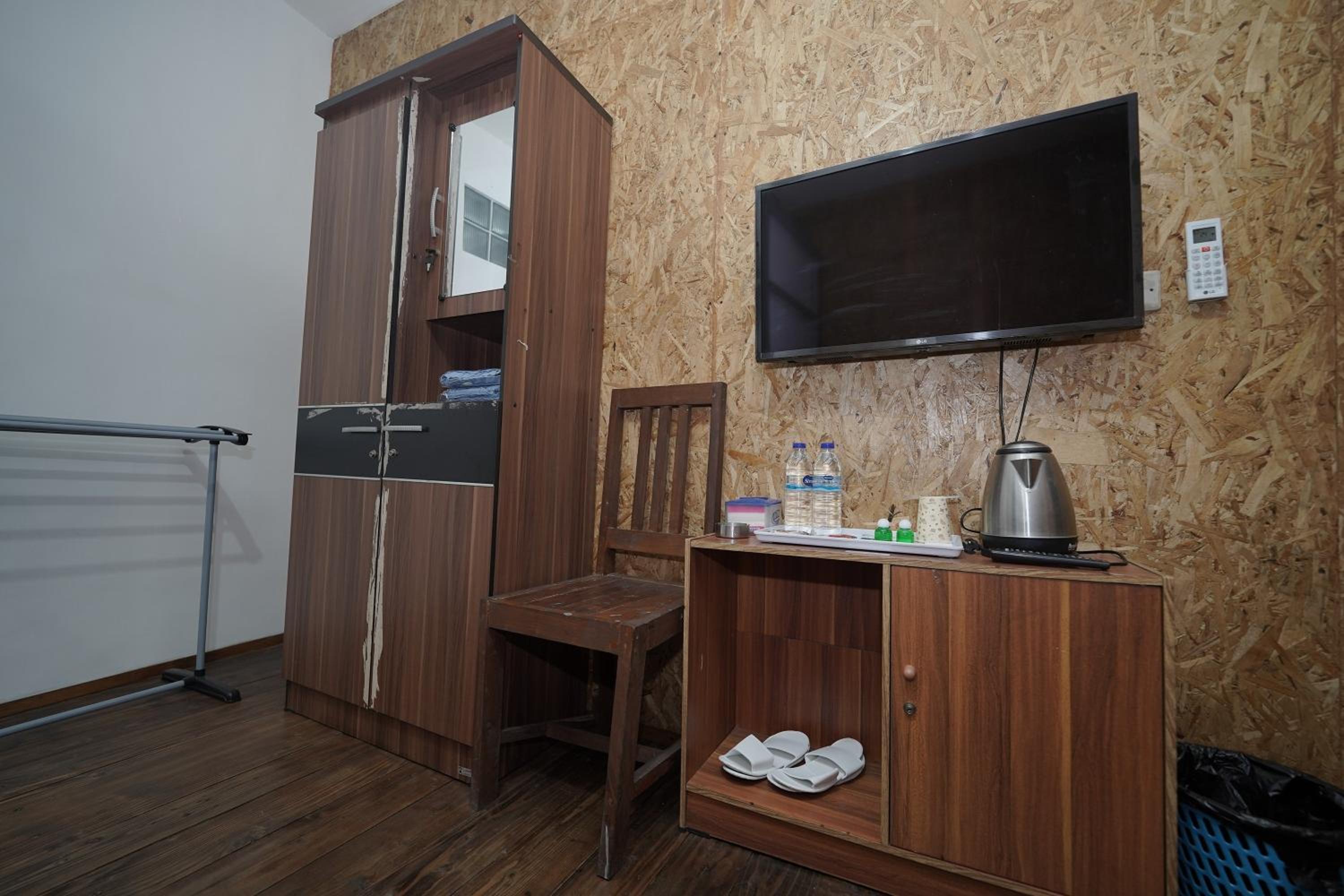 Standard Double or Twin Room - Photo 21