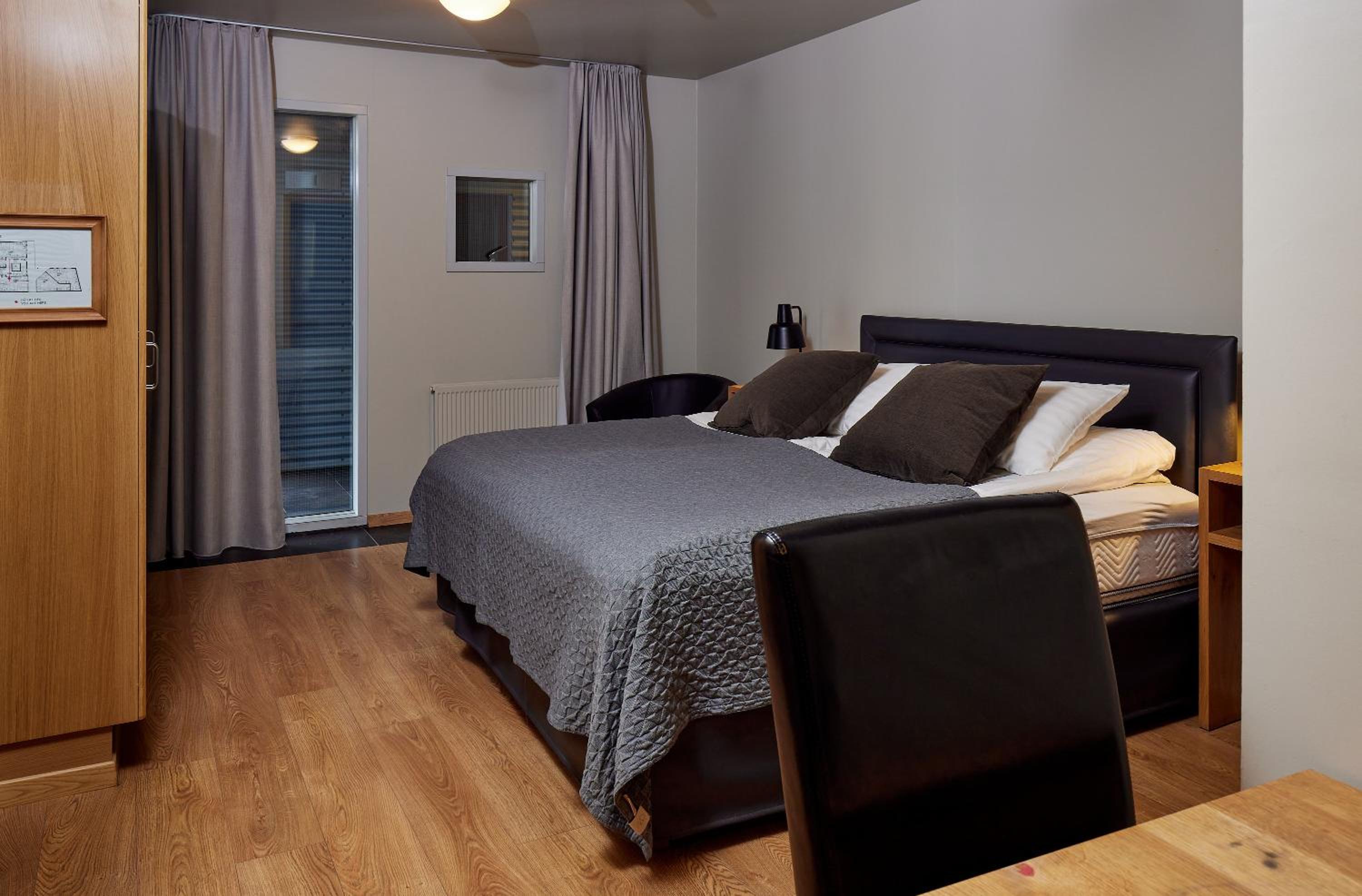 Studio Apartment photo 1