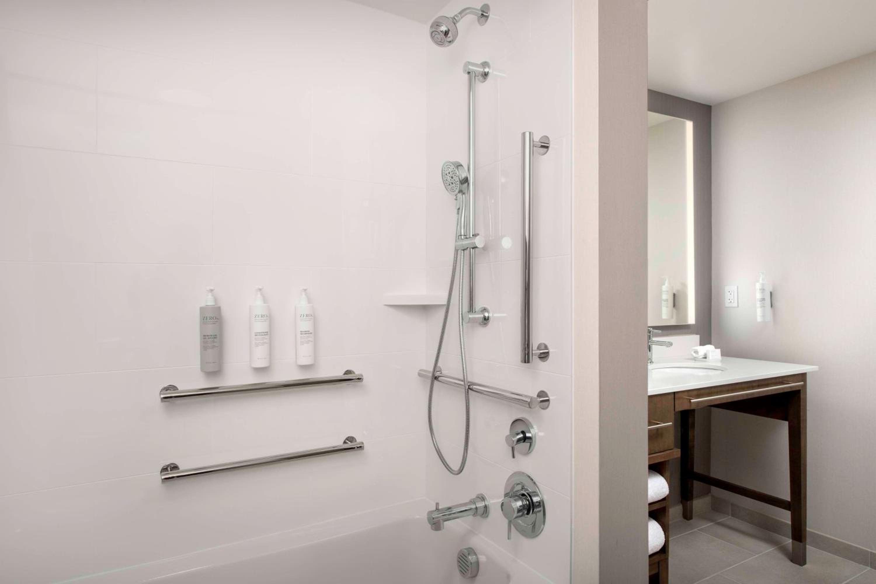 Suite with Two Queen Beds and Tub - Mobility Accessible - Photo 7
