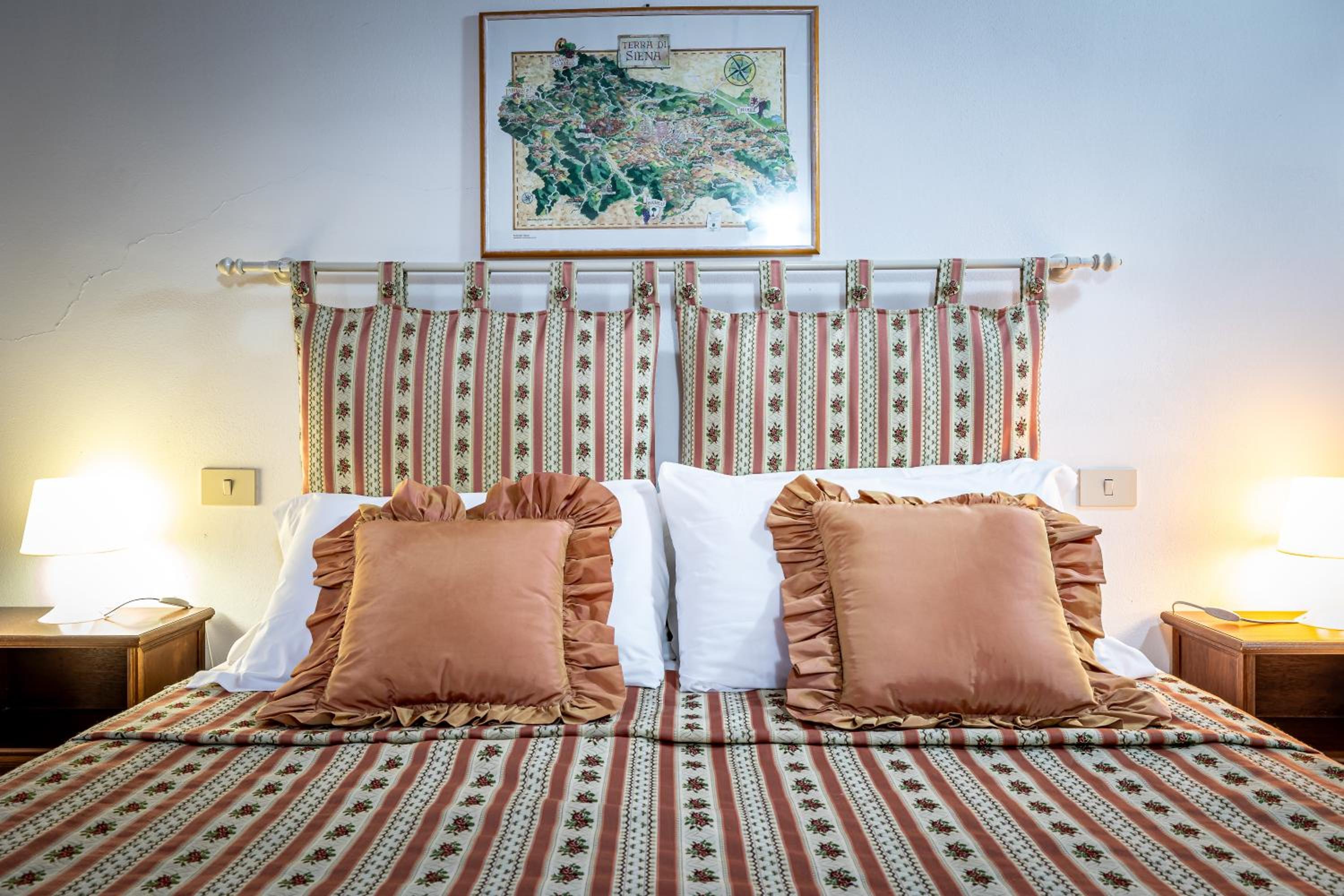 Double Room - Photo 2