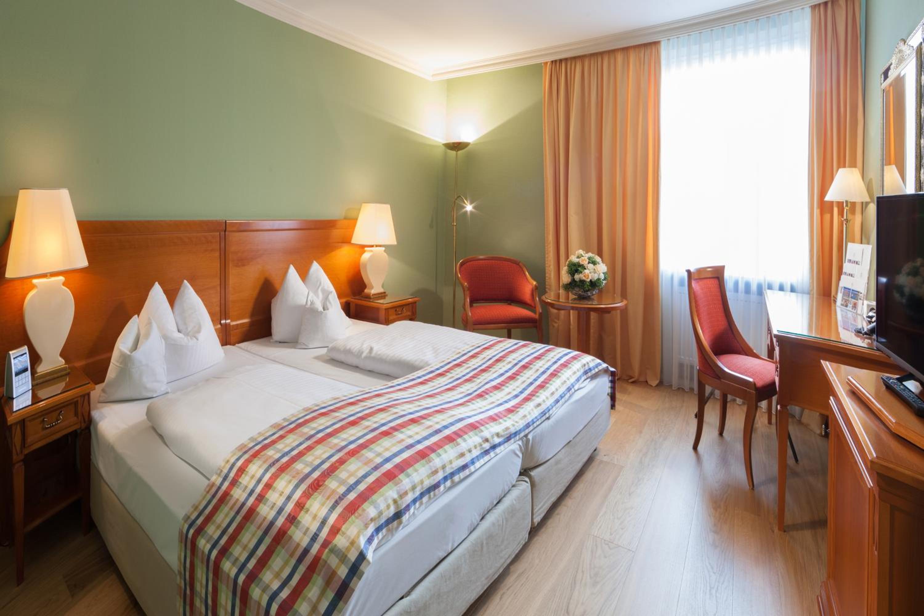 Double Room - Photo 2